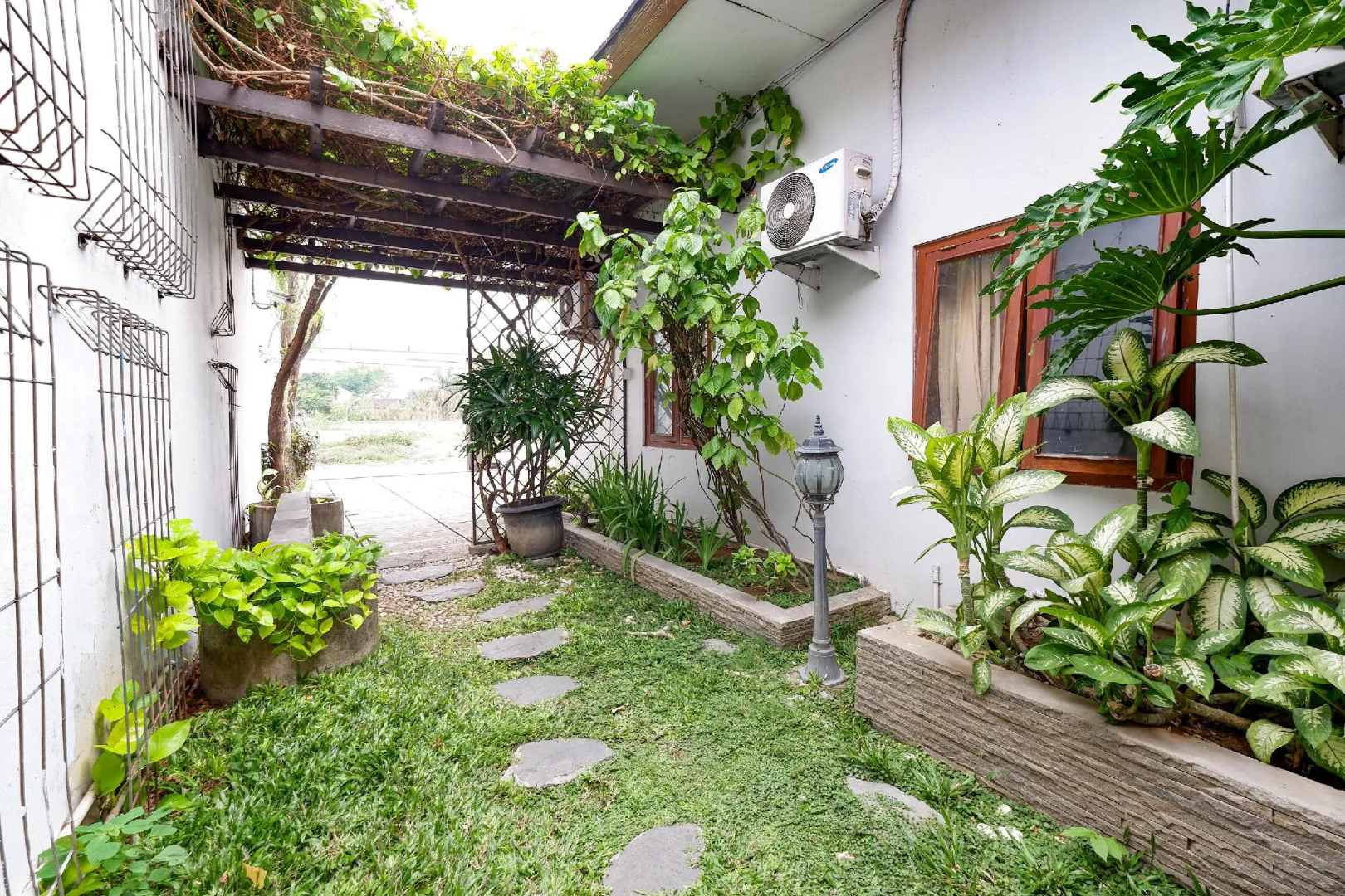 OYO 1924 Sweet Home