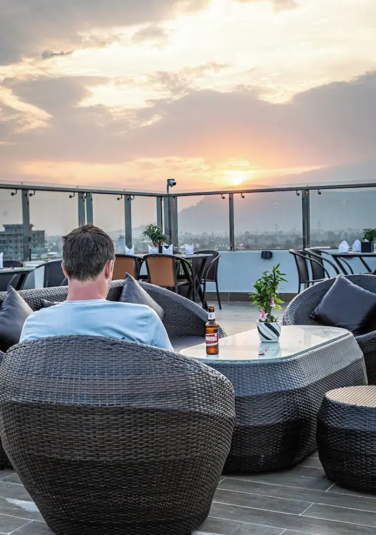 The Square Kampot Hotel