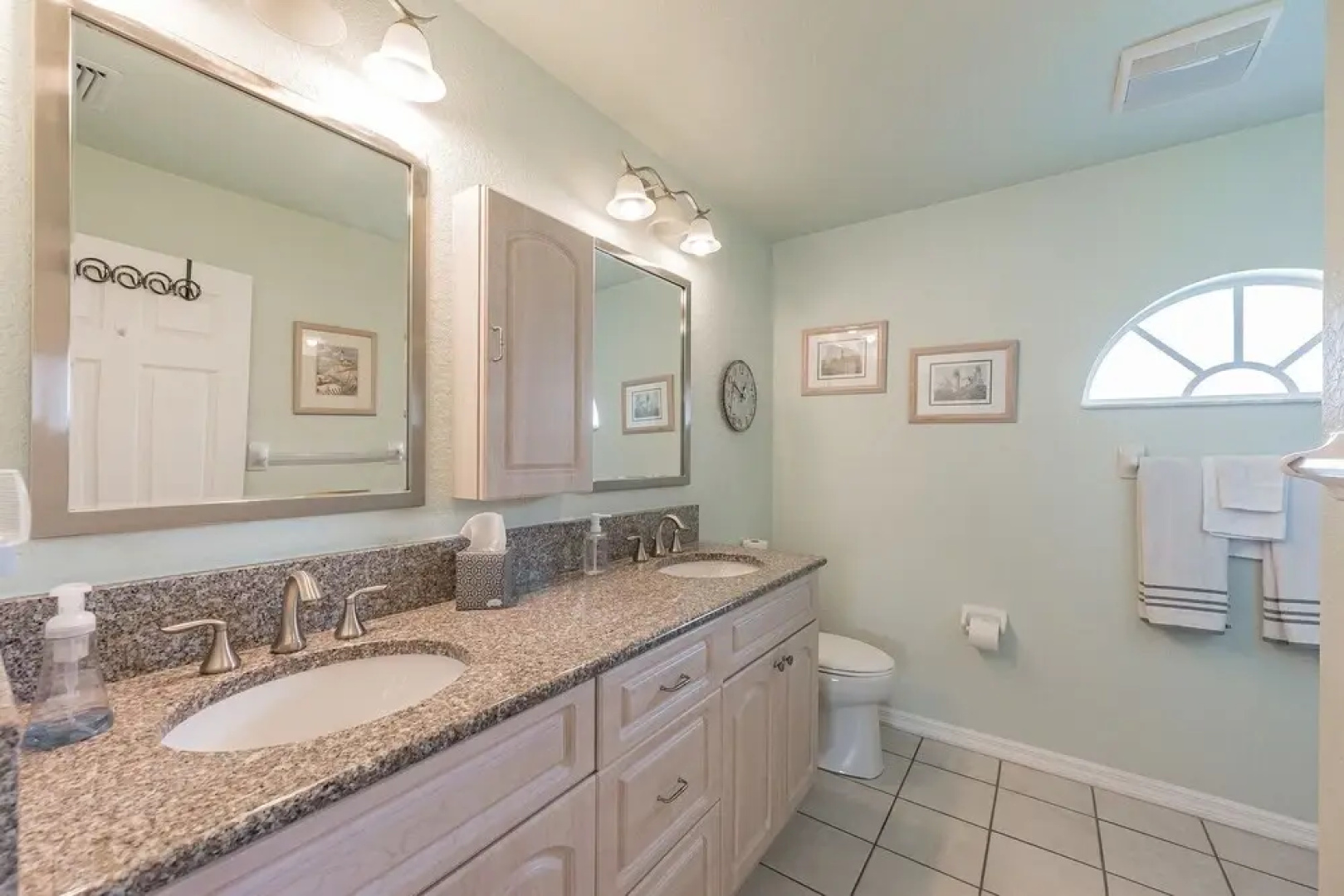 Gorgeous Villa In Cape Coral, Florida's Gulf Coast 3 Bedroom Villa by Redawning