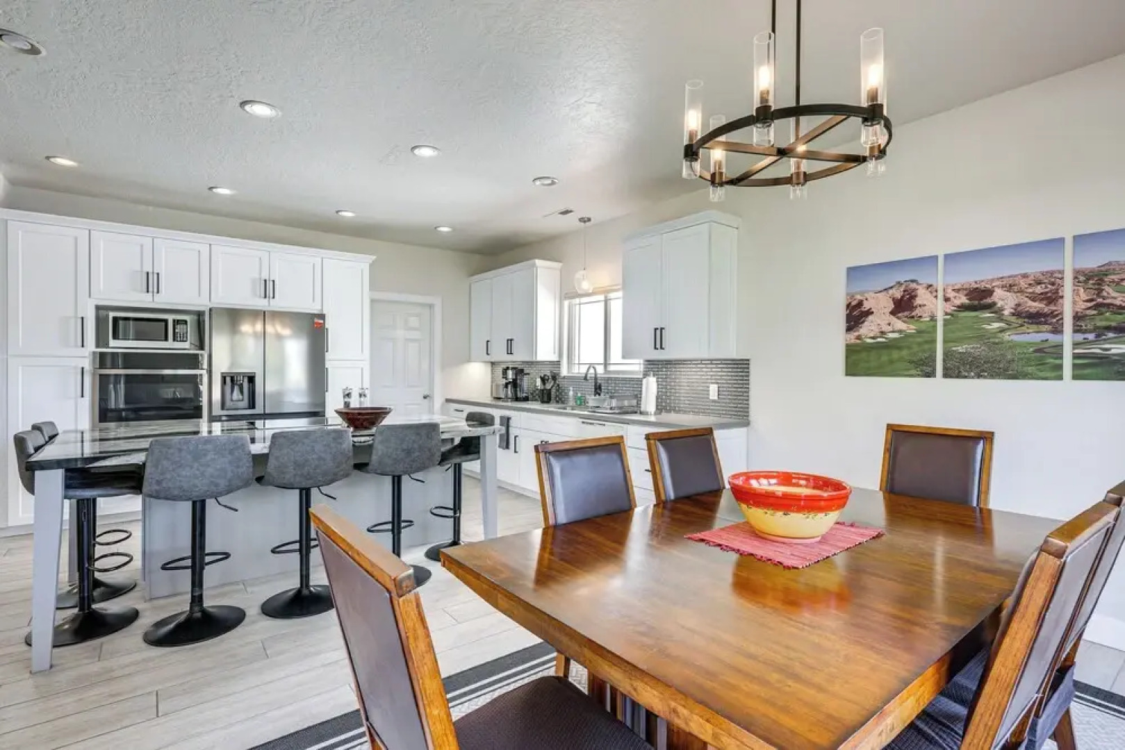 Spacious Mesquite Getaway - 1/2 Mi to Golf Course