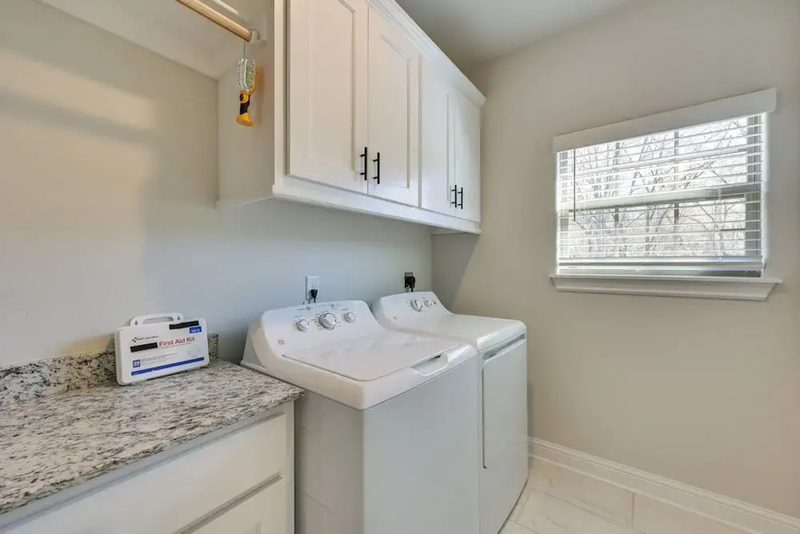 Biking Haven: Charming Bella Vista Home w/ Games!