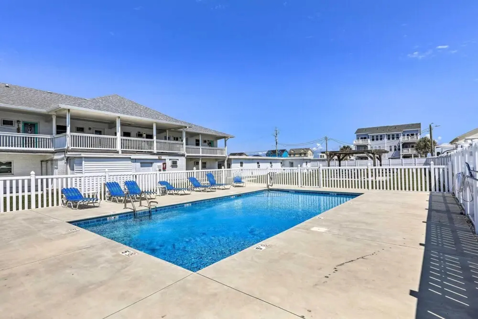 Walk to Shore: Atlantic Beach Condo w/ Pool Access