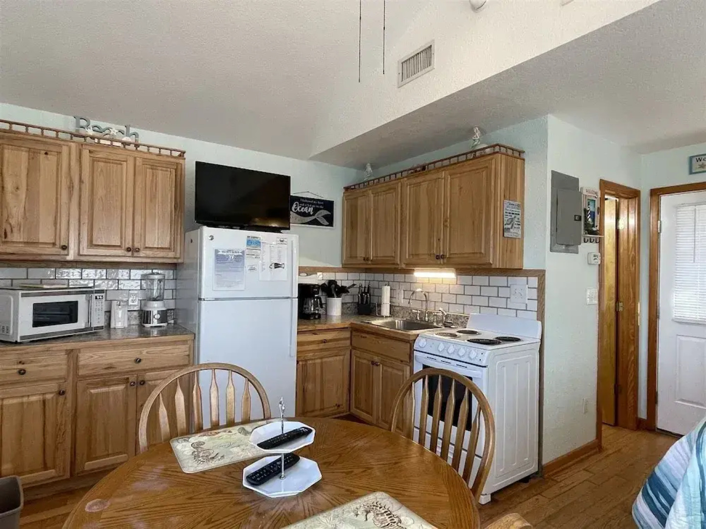 20 Ocean Odyssey Studio Bedroom Condo by RedAwning