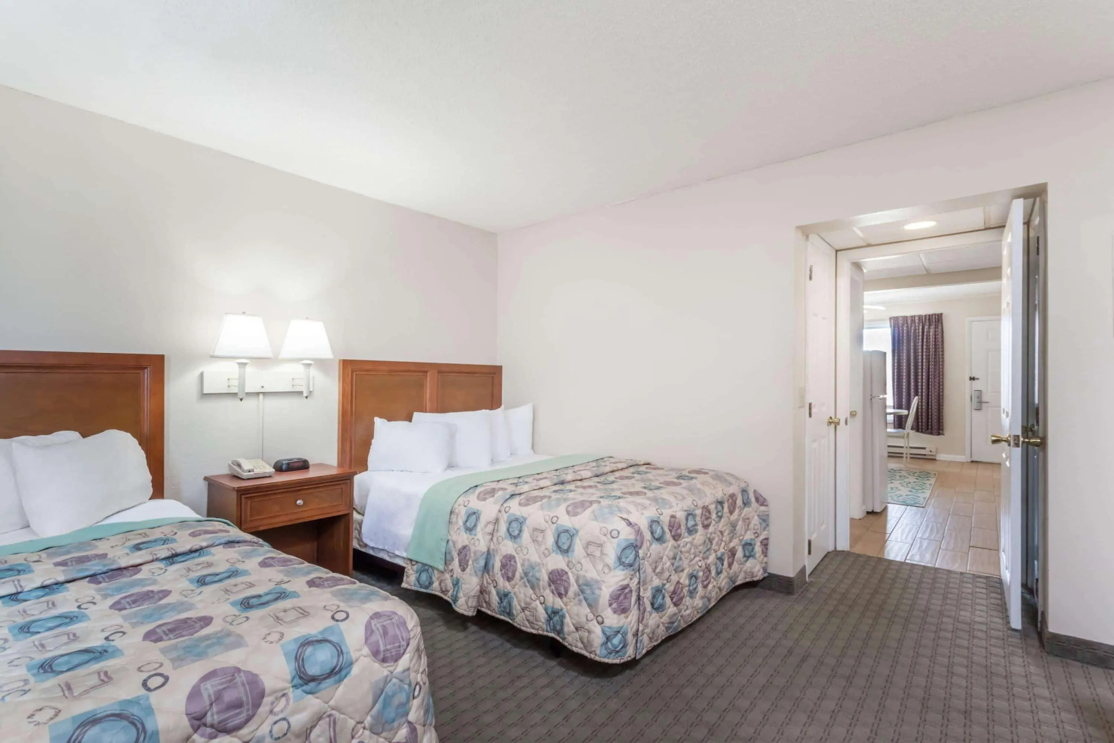Days Inn Suites Wildwood