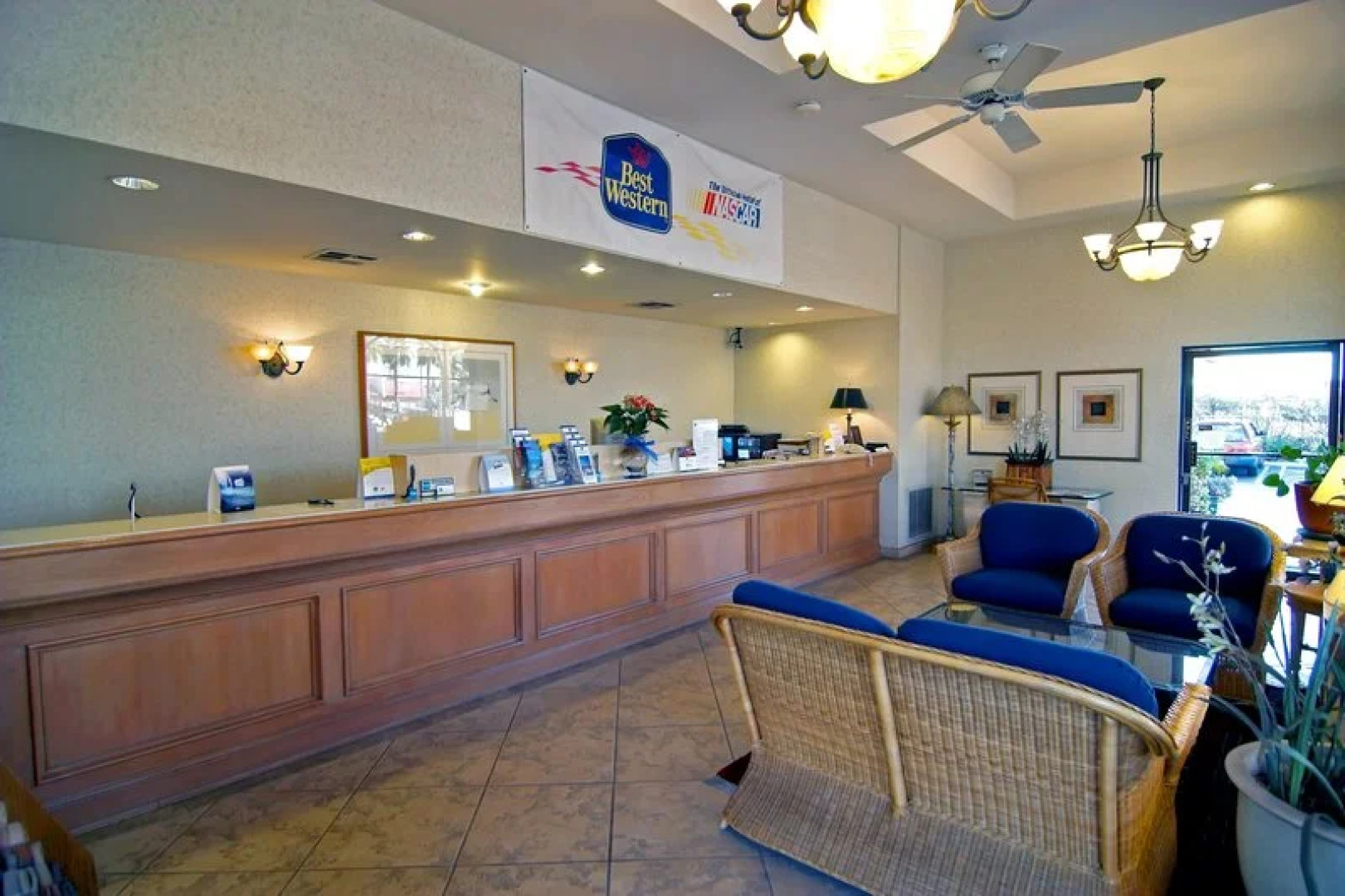 Anaheim Hills Inn & Suites