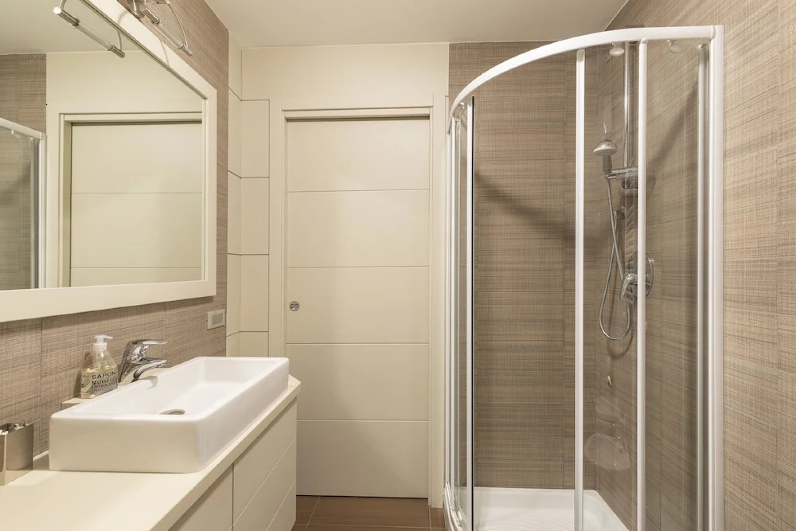 Lake Maggiore View Apartment