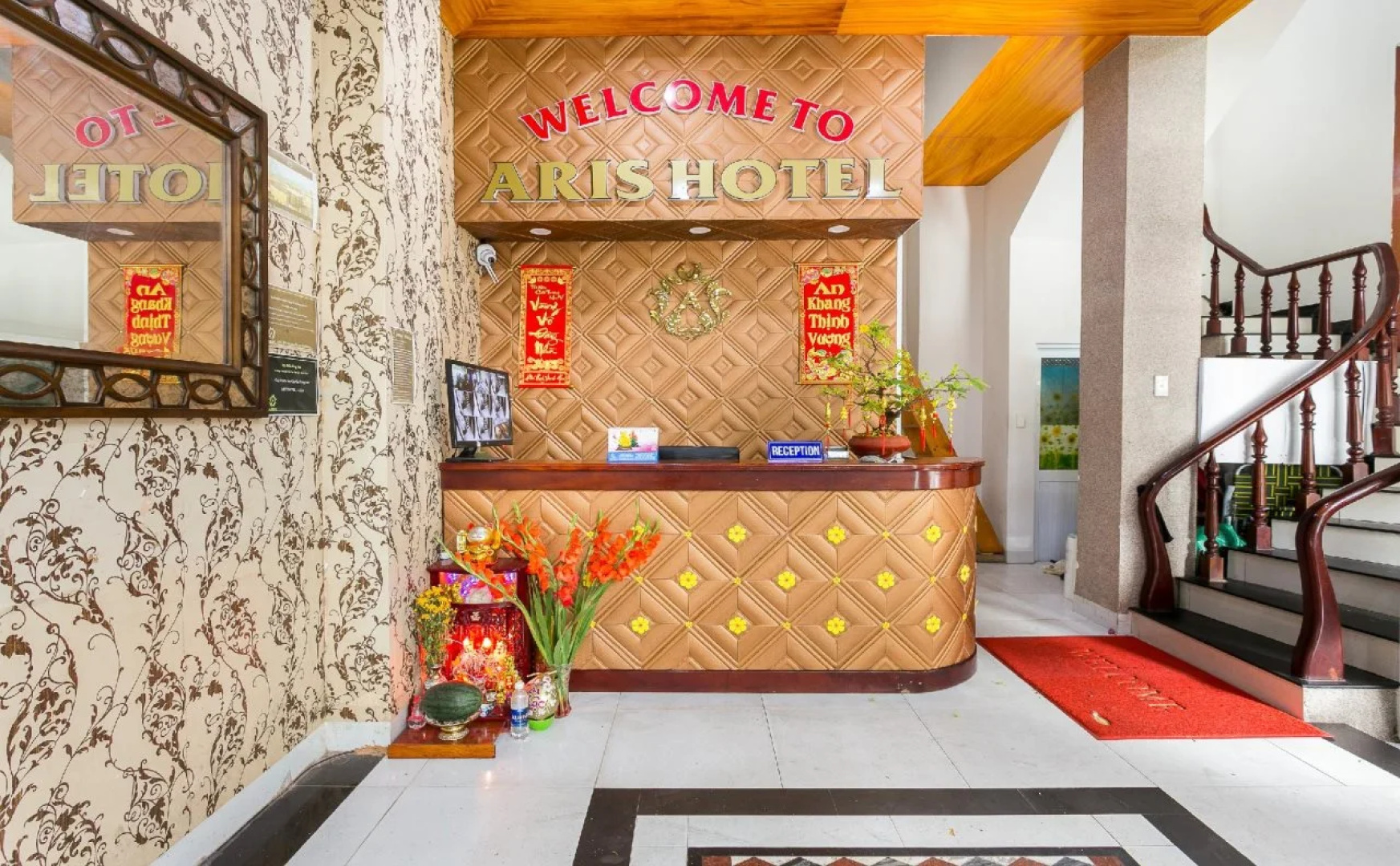 Aris Hotel
