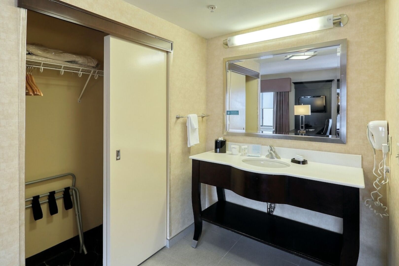 Hampton Inn & Suites Parsippany/North