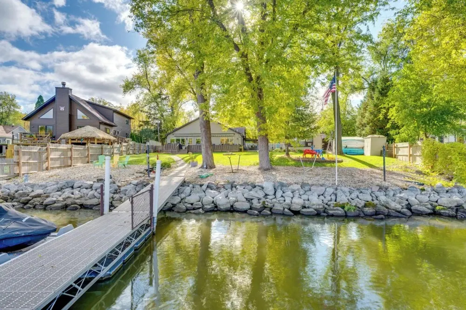 Boat Dock & Backyard: 'rock River Retreat'
