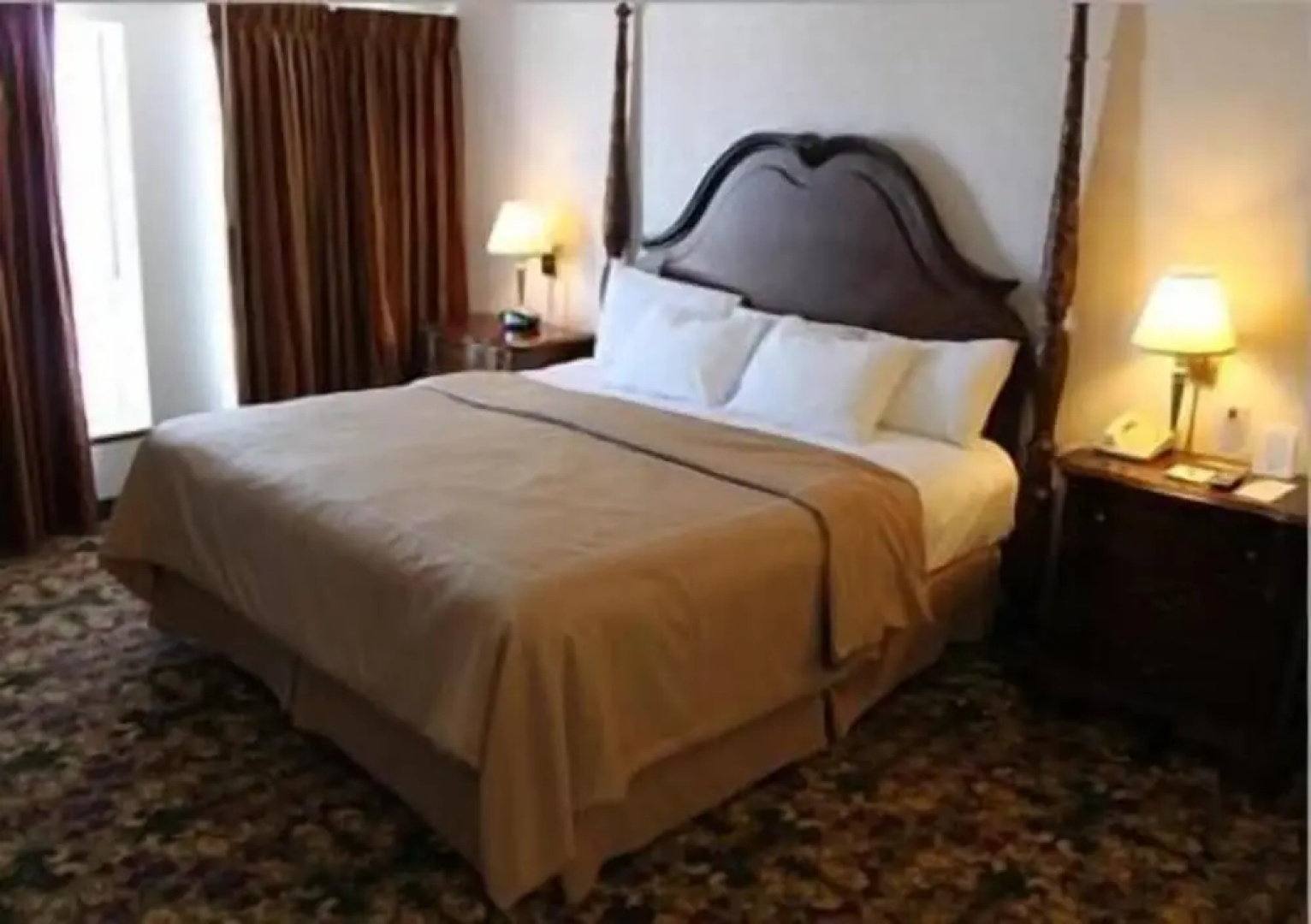 Crown Choice Inn & Suites Lakeview & Waterpark