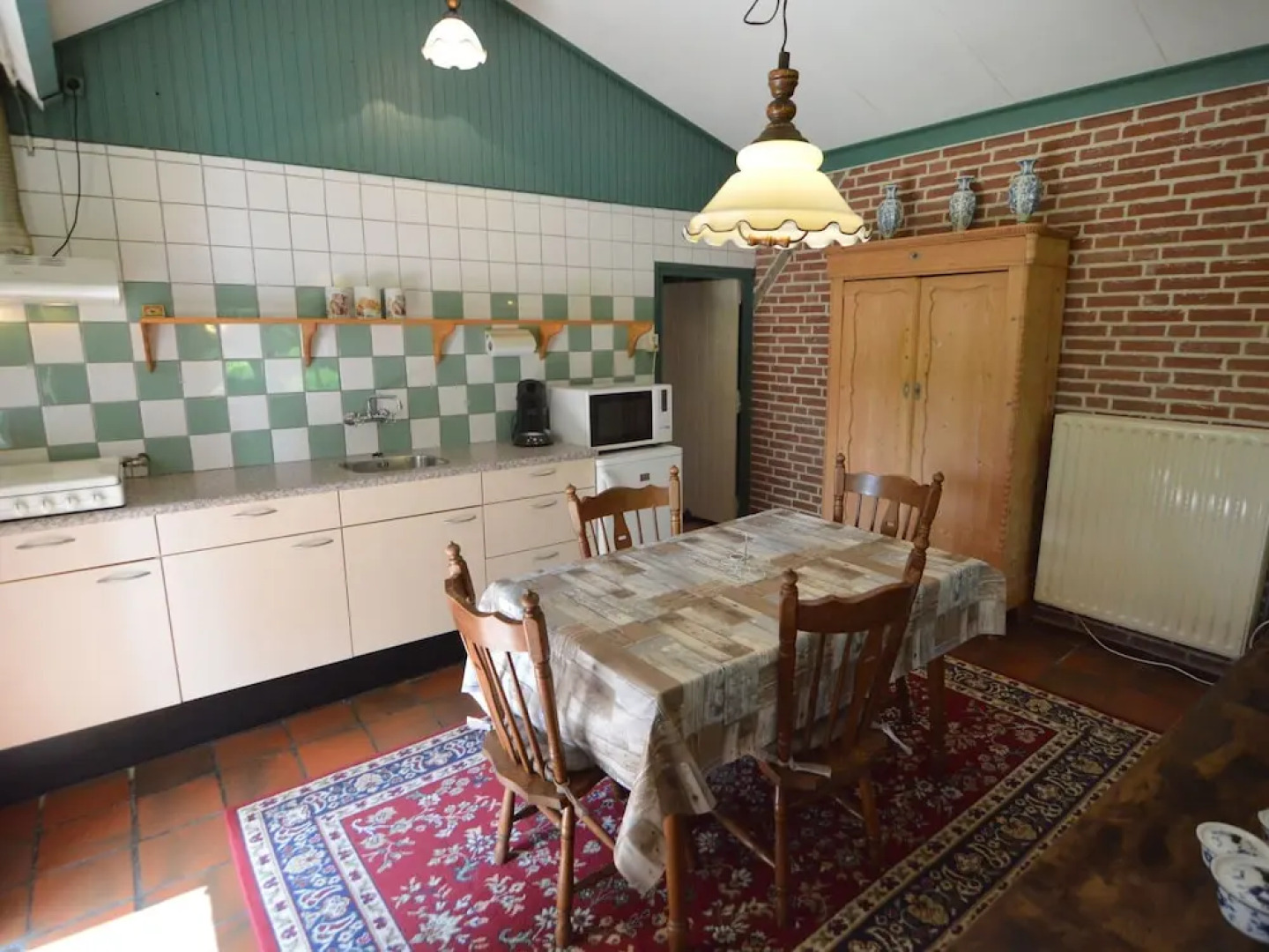 Cozy Holiday Home in Bergen op Zoom with Garden