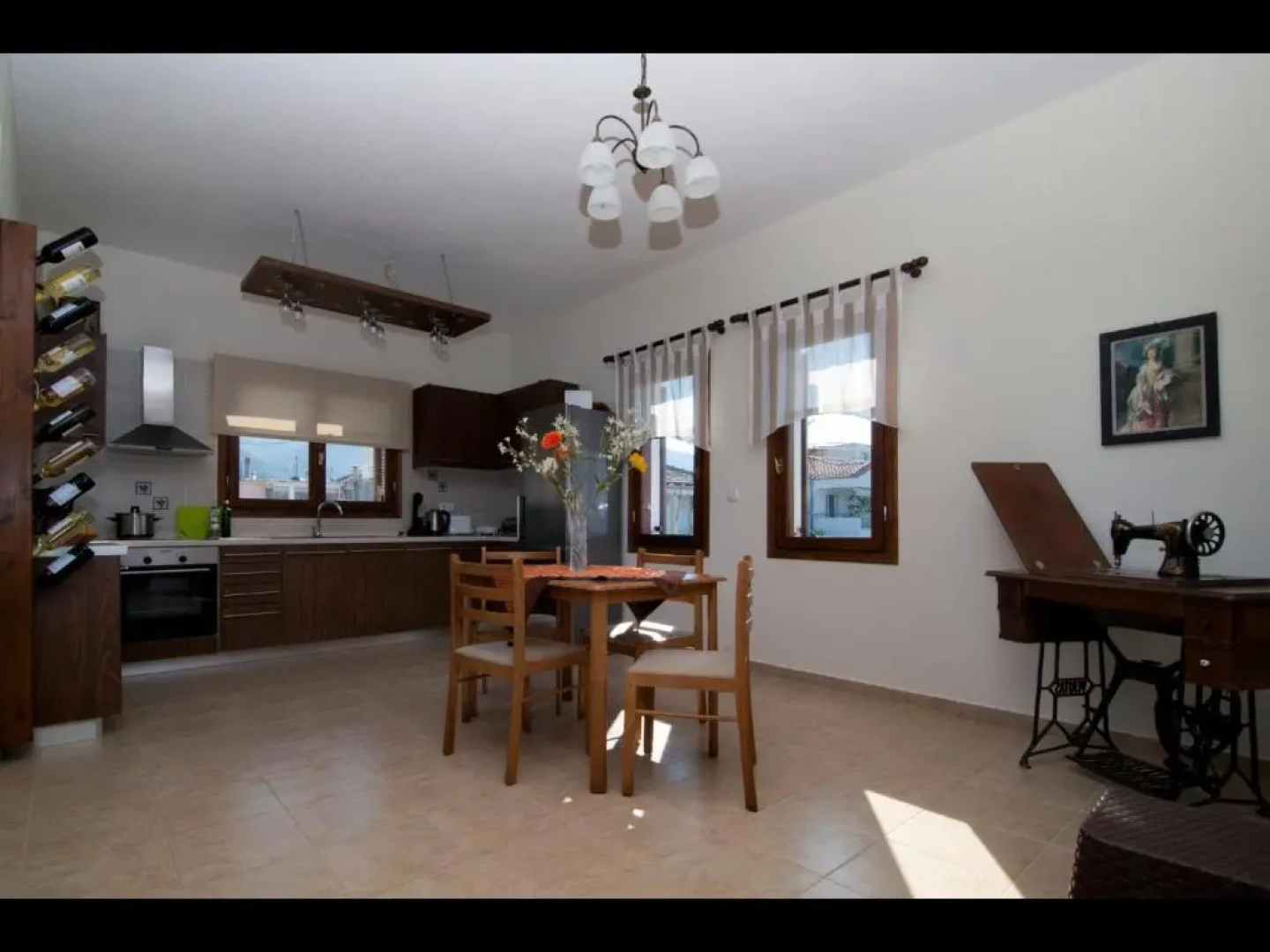 Stelios Apartments