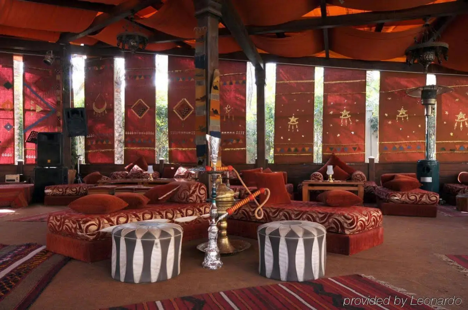 Grand Pyramids Hotel