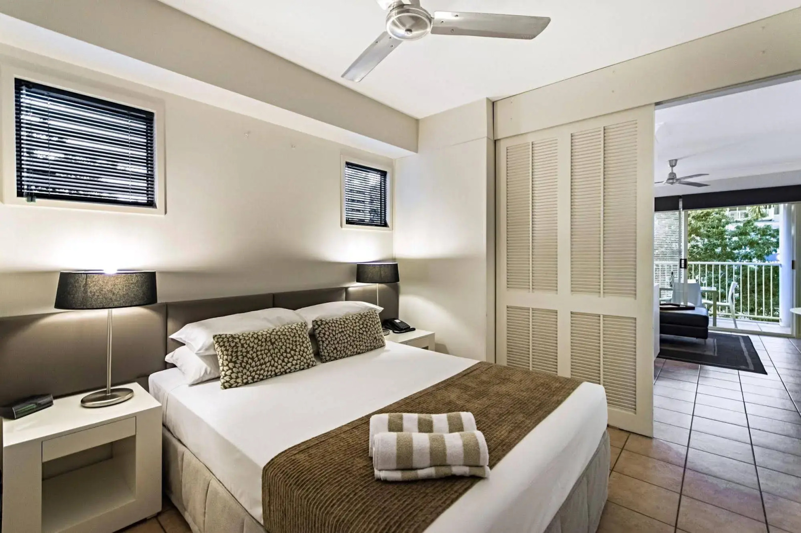 Port Douglas Apartments - Adults Only Oasis