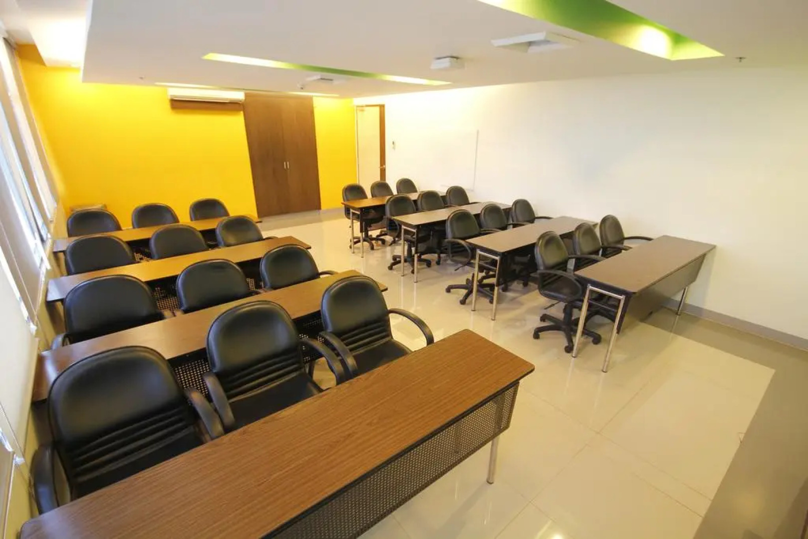 Go Hotels Otis - Manila