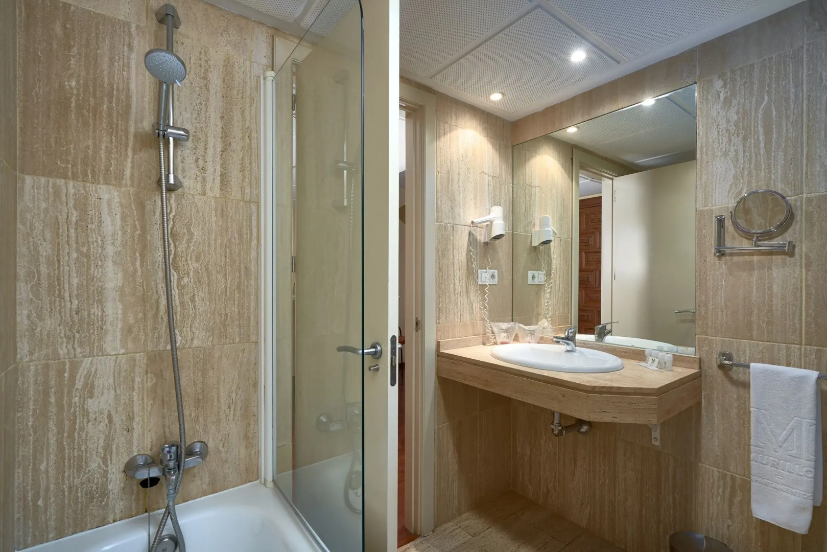 Hotel Murillo Reinoso