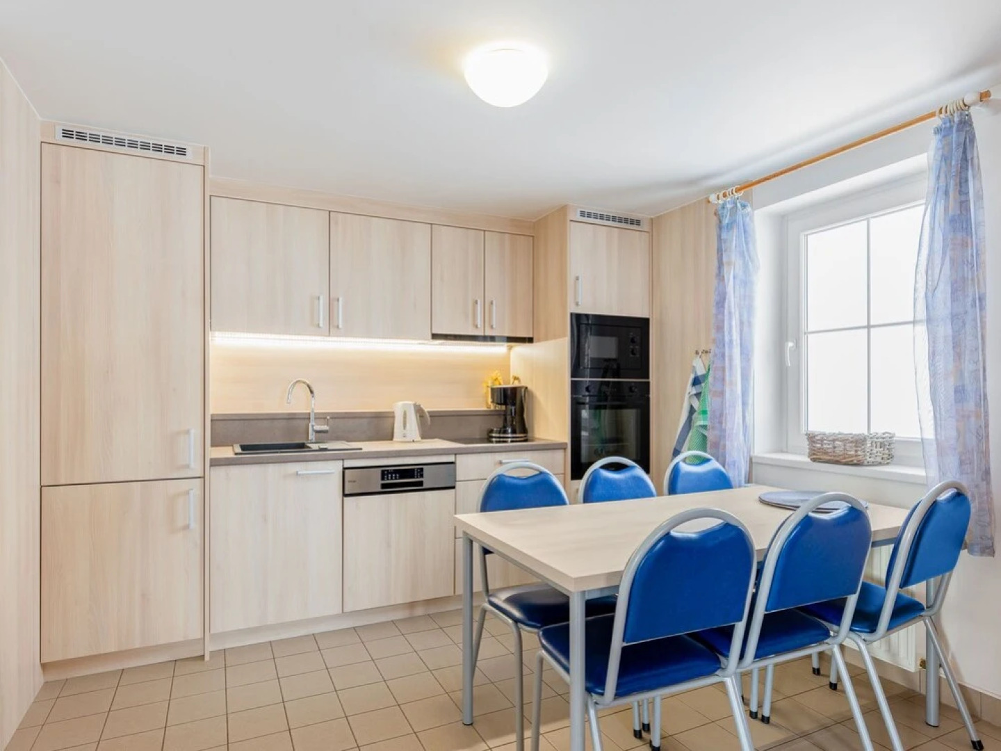 Holiday Hill 60 ern D l