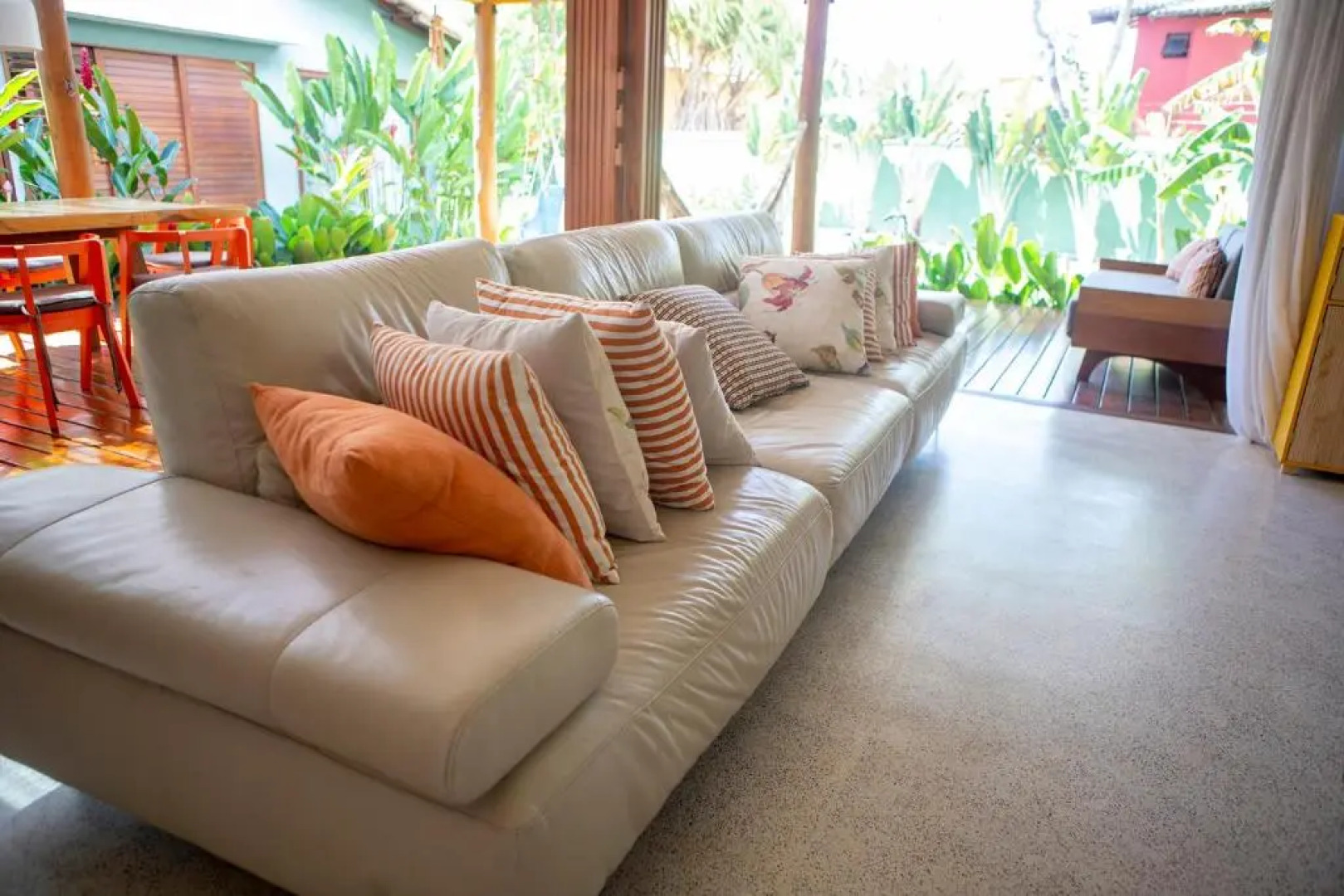 Excelente casa, pé na areia, no melhor de Arraial!