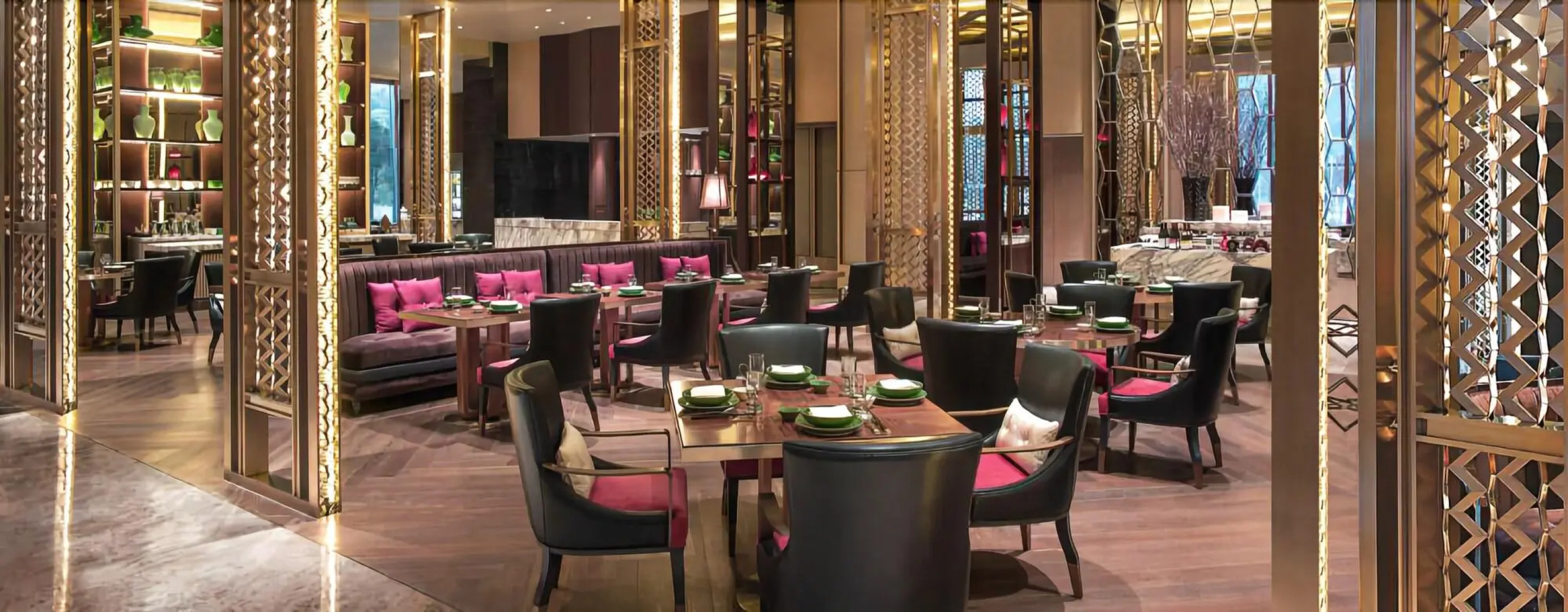 New World Guiyang Hotel