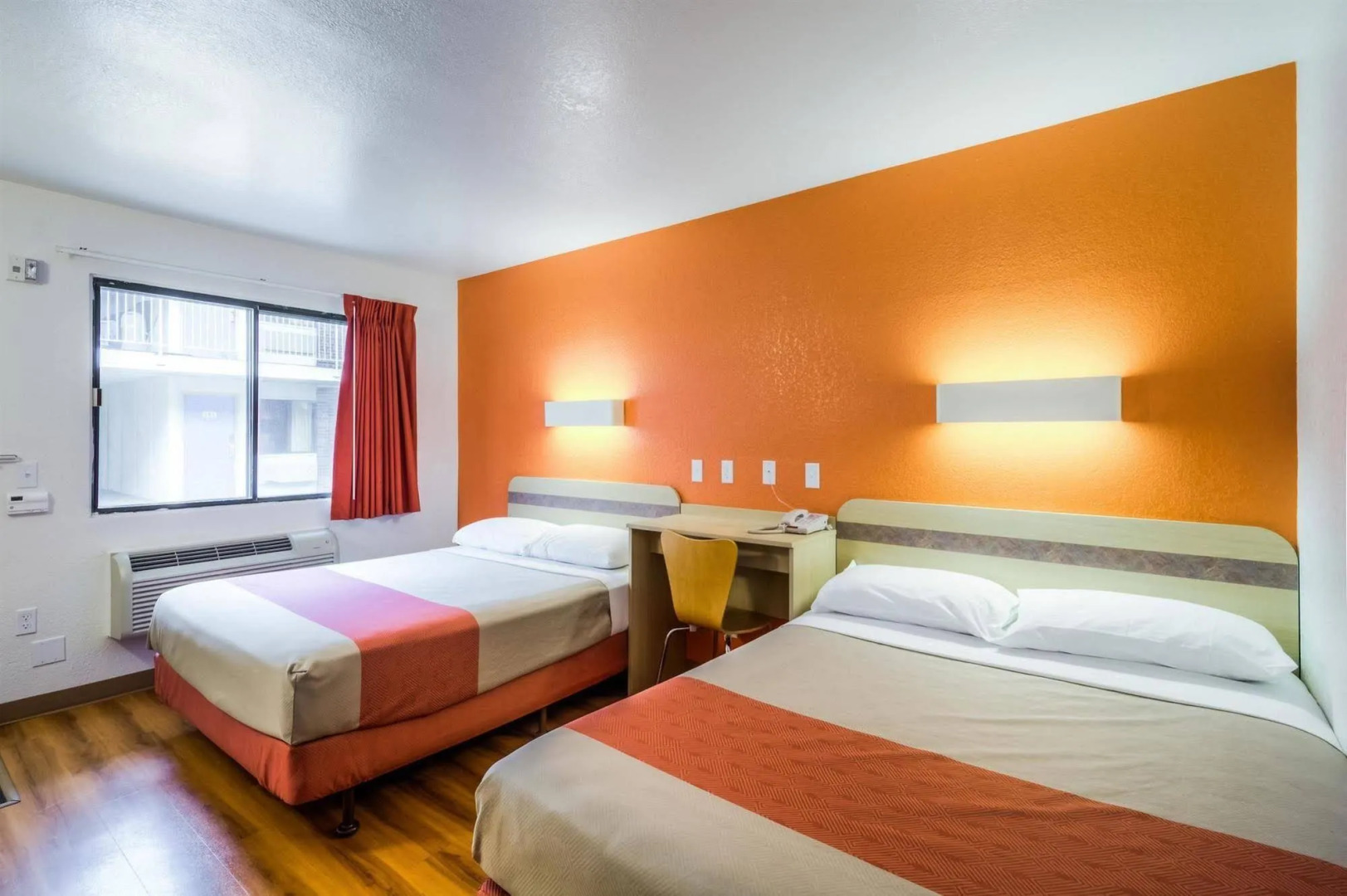 Motel 6 Chicago - Elk Grove