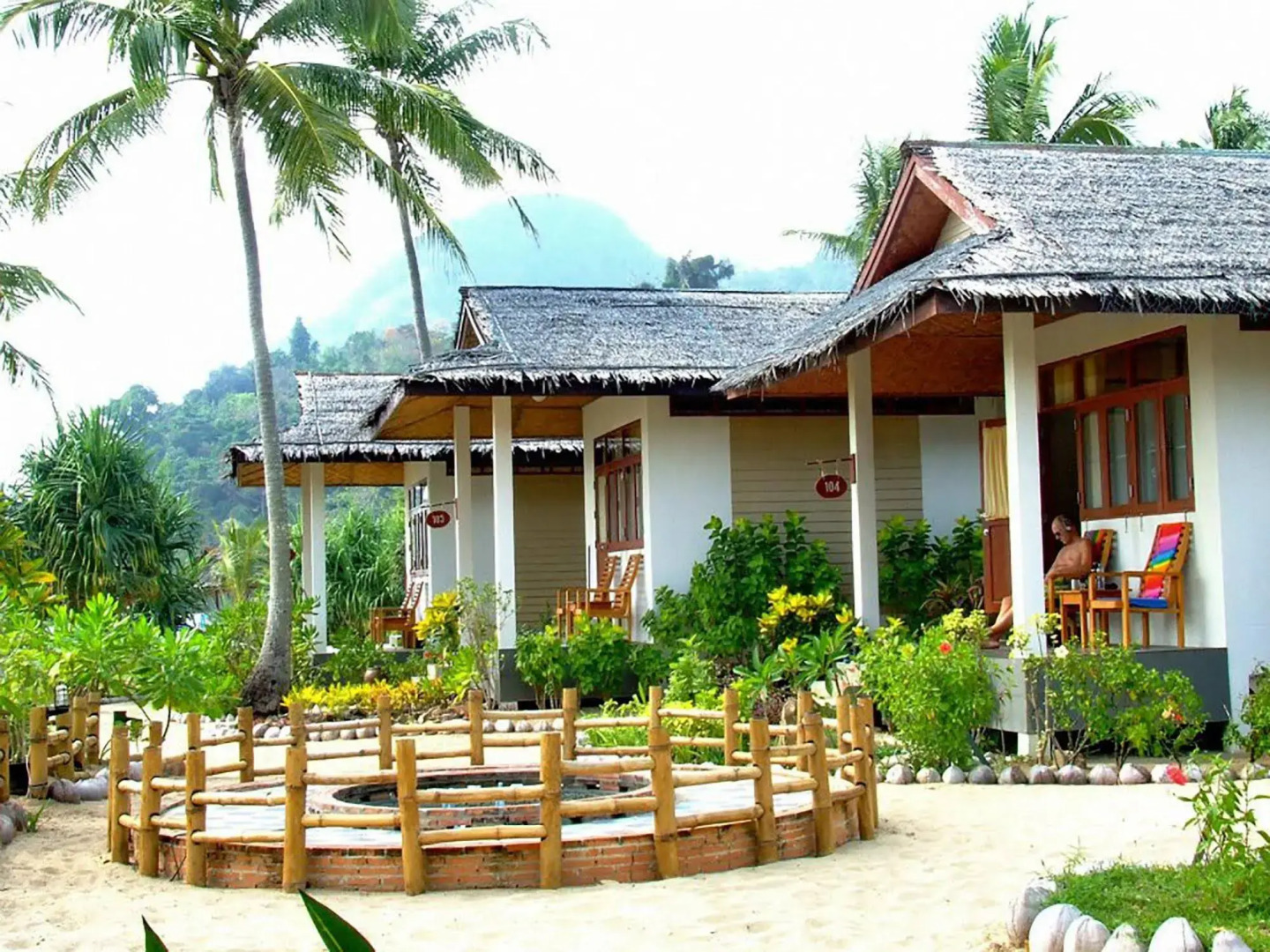 Koh Mook Charlie Beach Resort