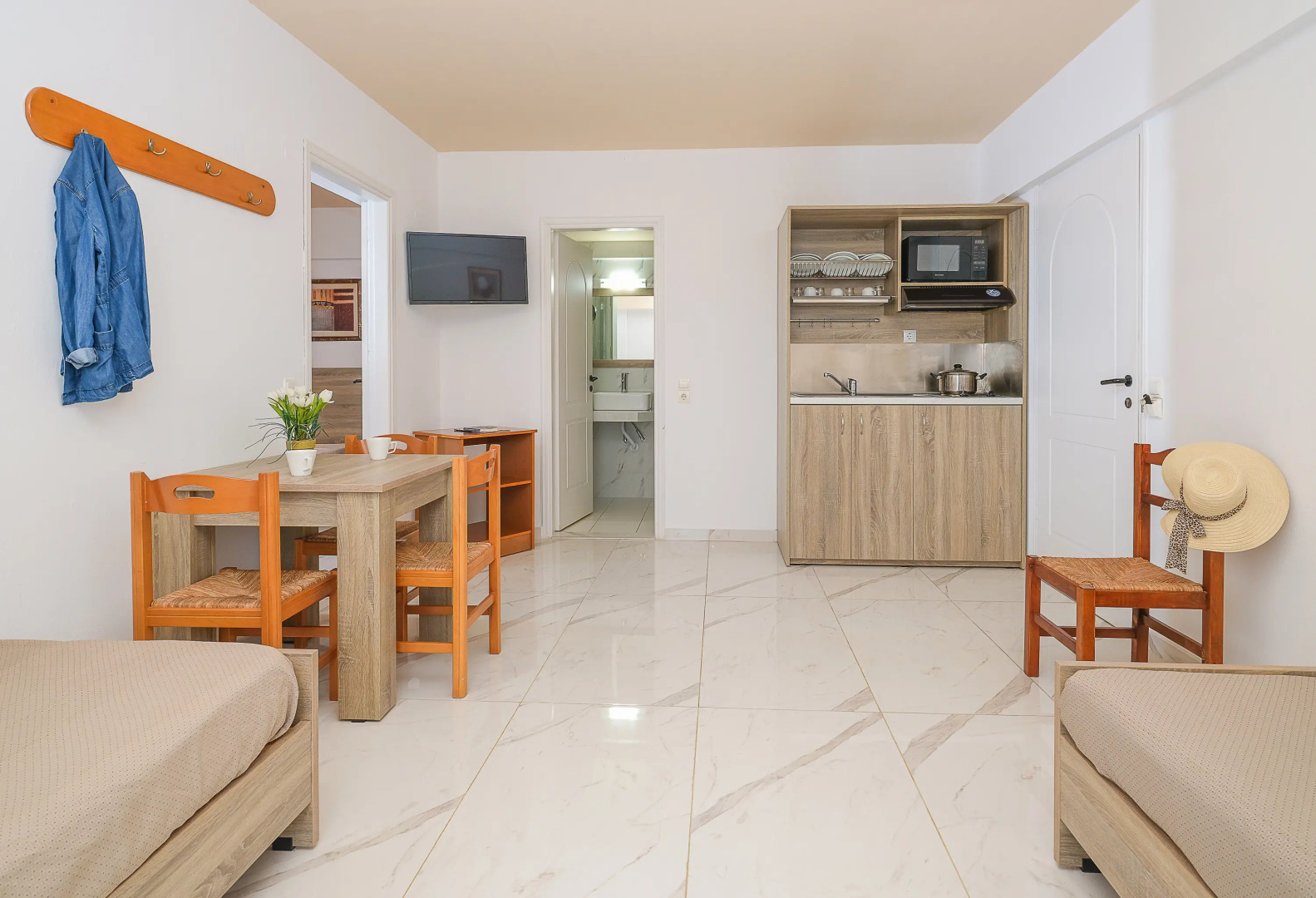 Anthoula Village Hotel