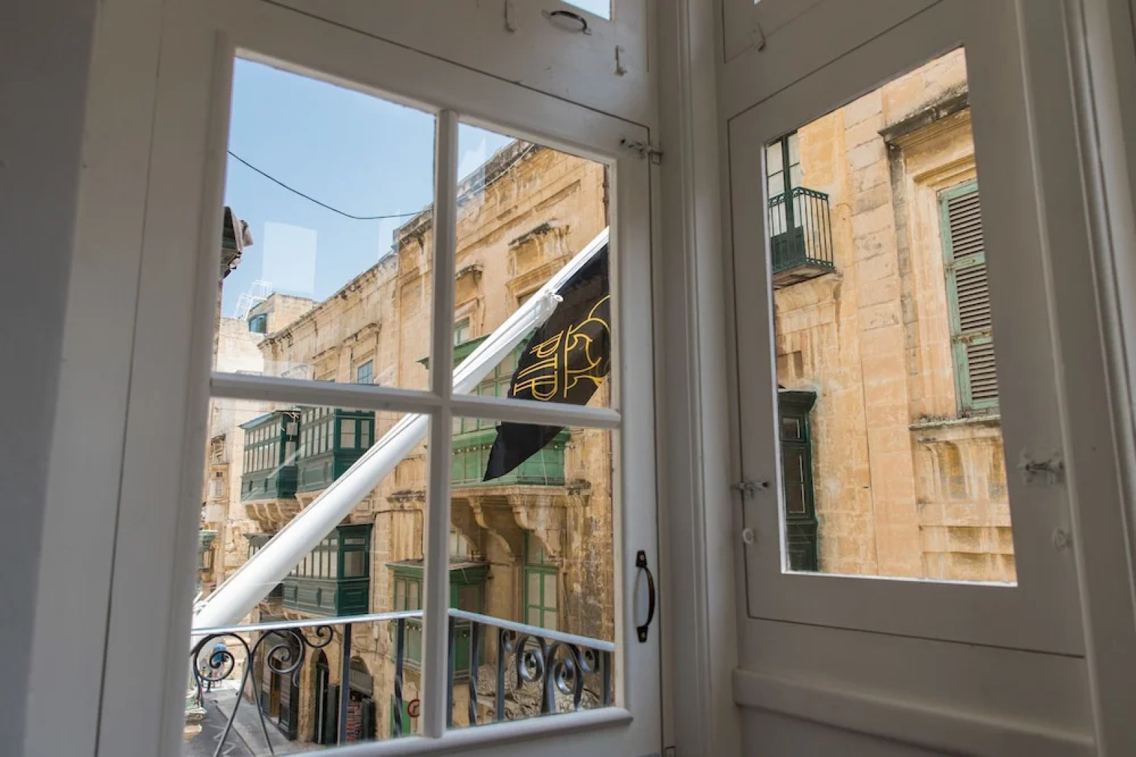 1926 Le Parisot Boutique Suites