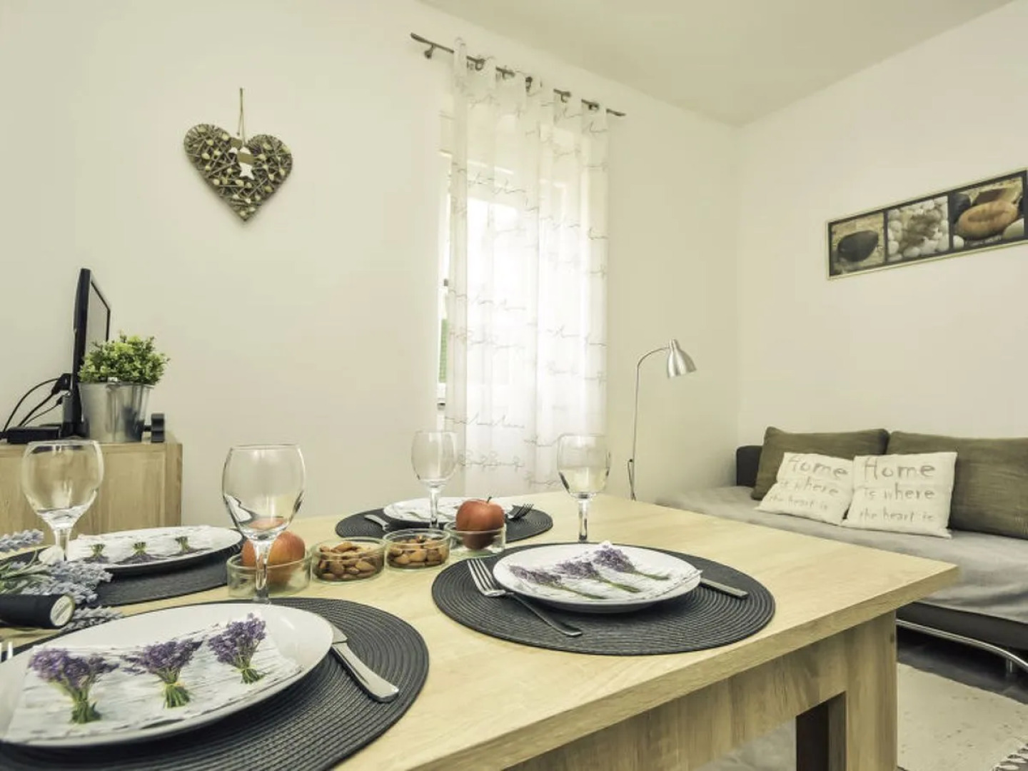 Apartment Snježana Karlobag 28020