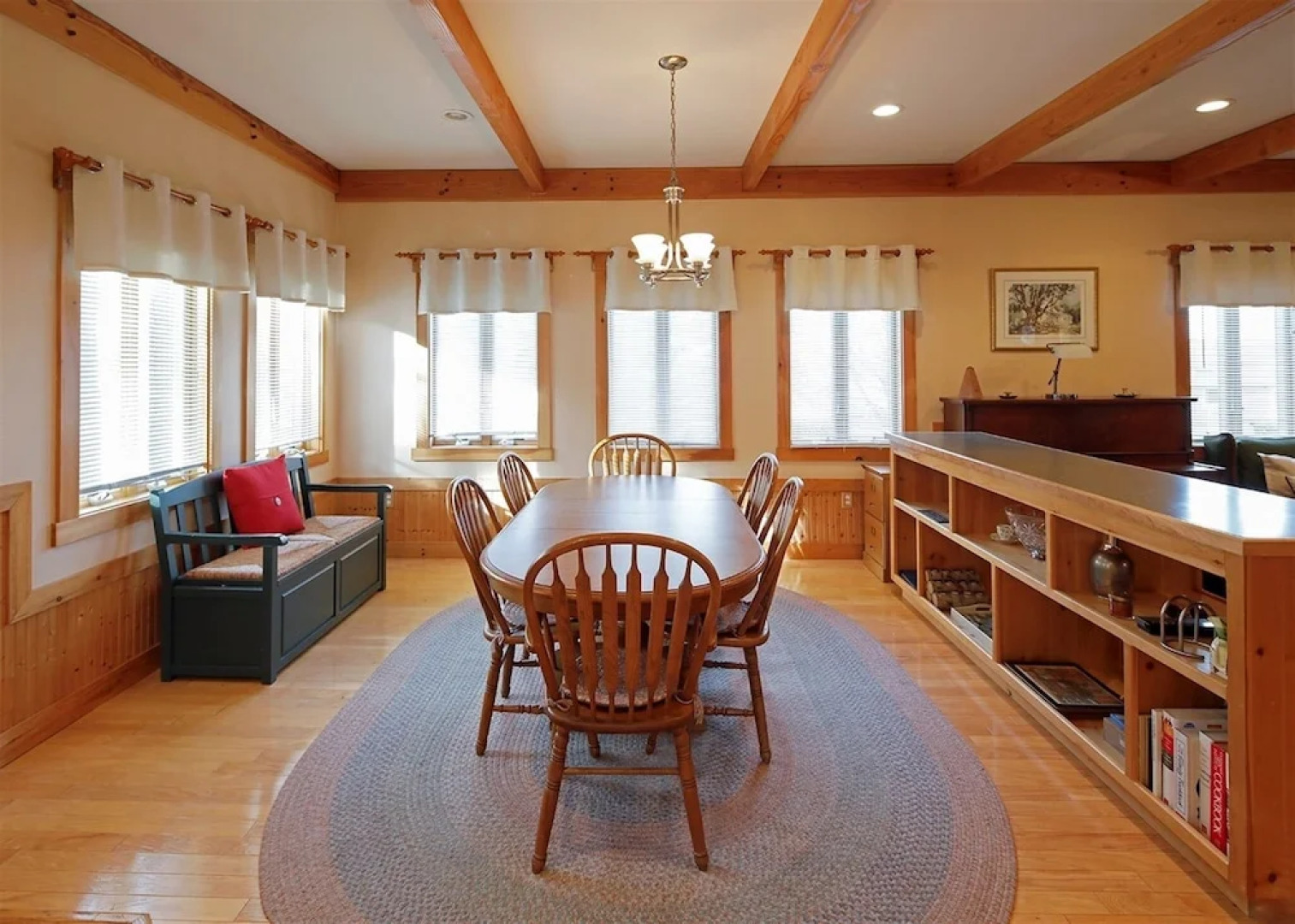 Cozy Cove Cottage Limit 6 3 Bedroom Cottage by RedAwning