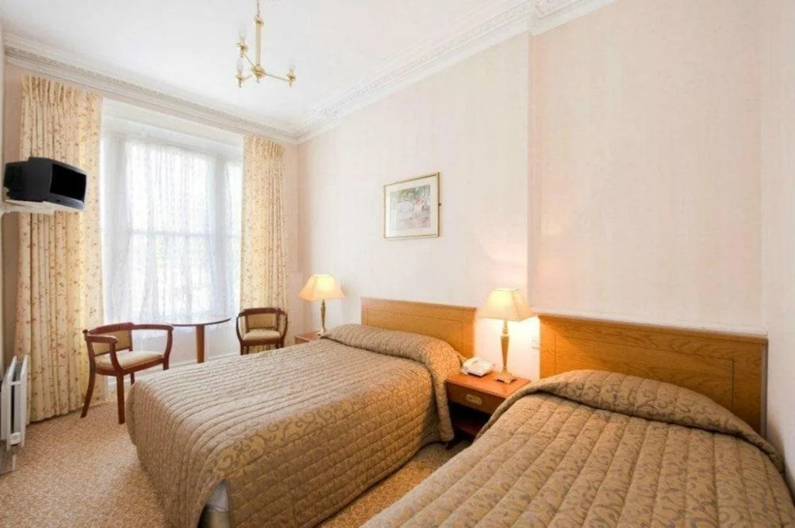 Esplanade Hotel On The Seafront