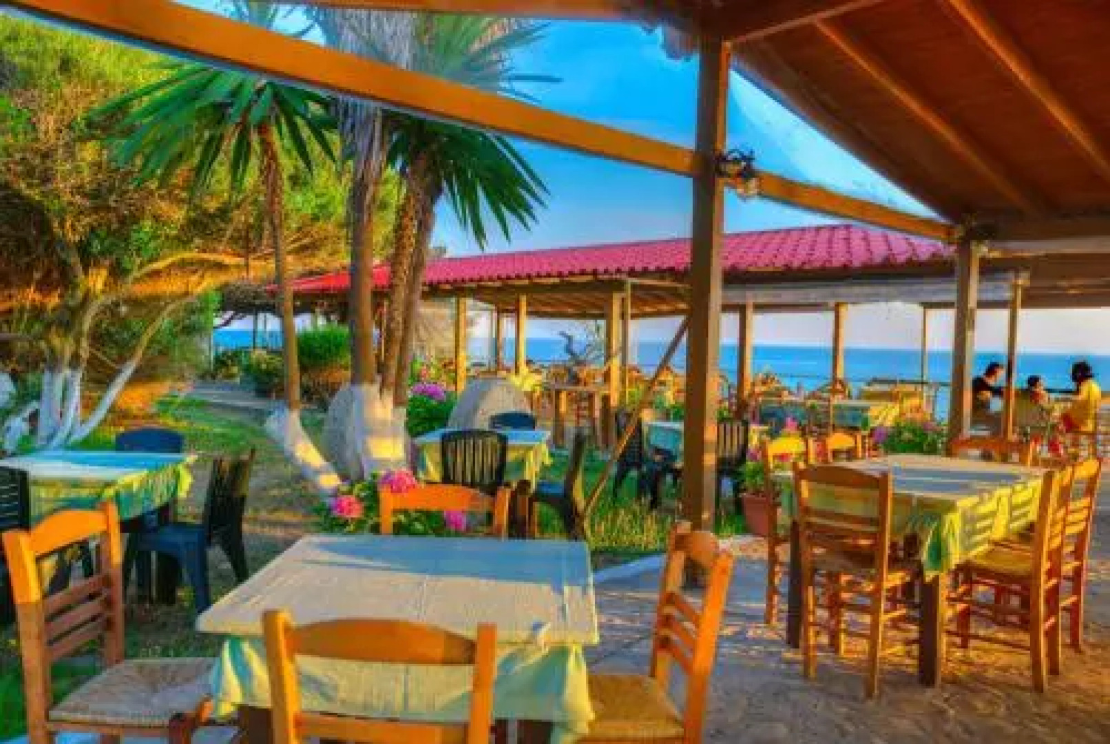 Christinas Apartments