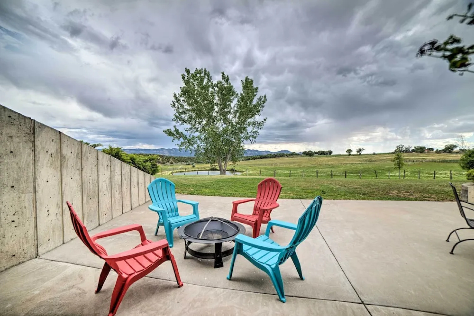 Walkout Apartment w/ Mtn View on Cortez Ranch