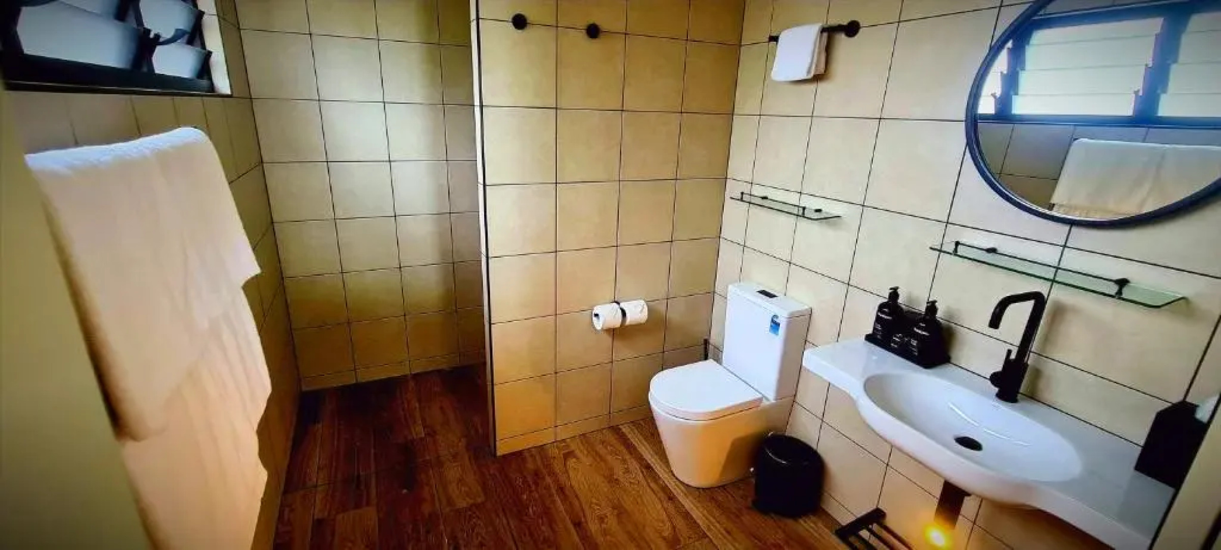 Seadreams Mission Beach