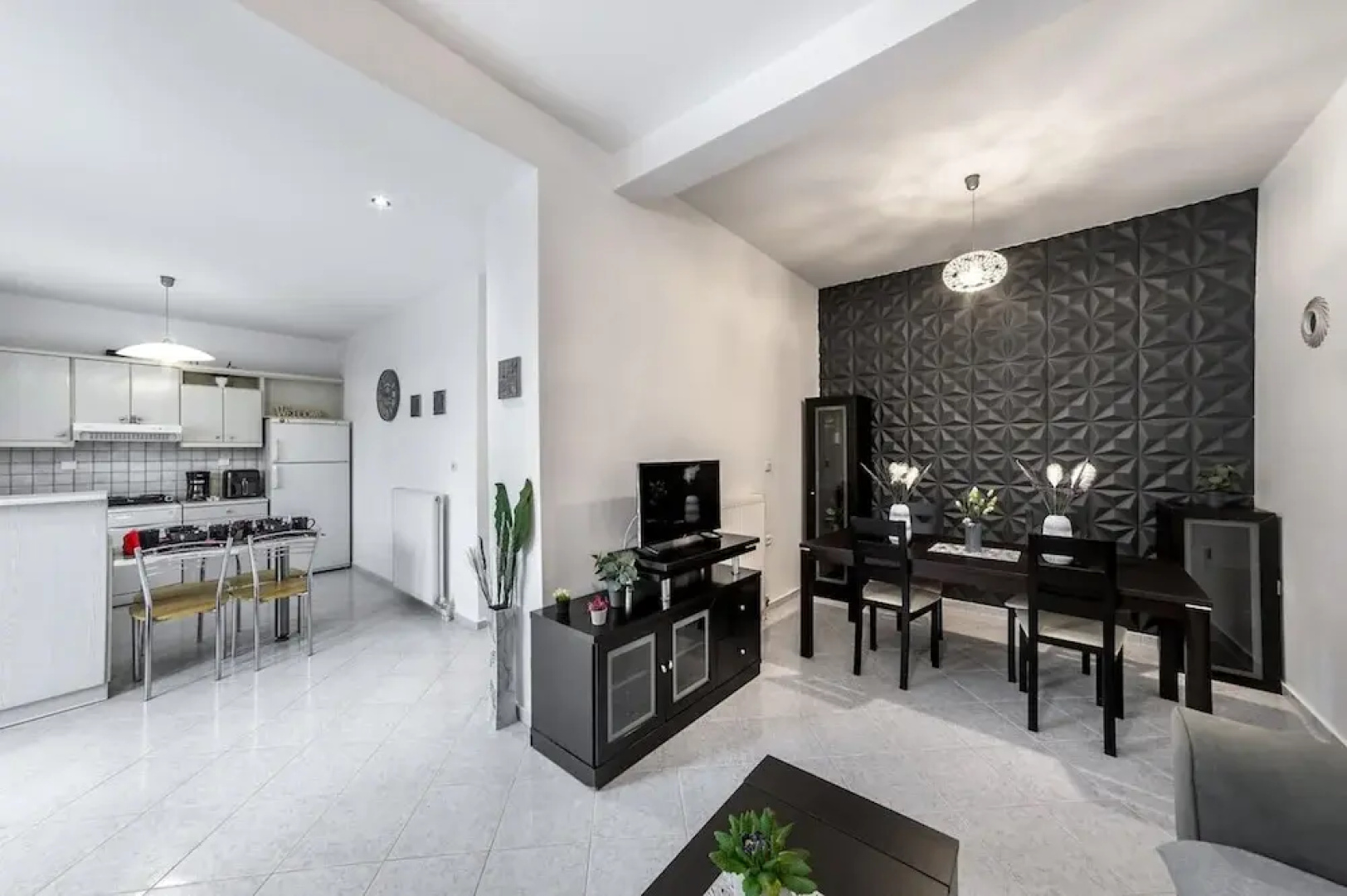Ariadni Apartment Garden View
