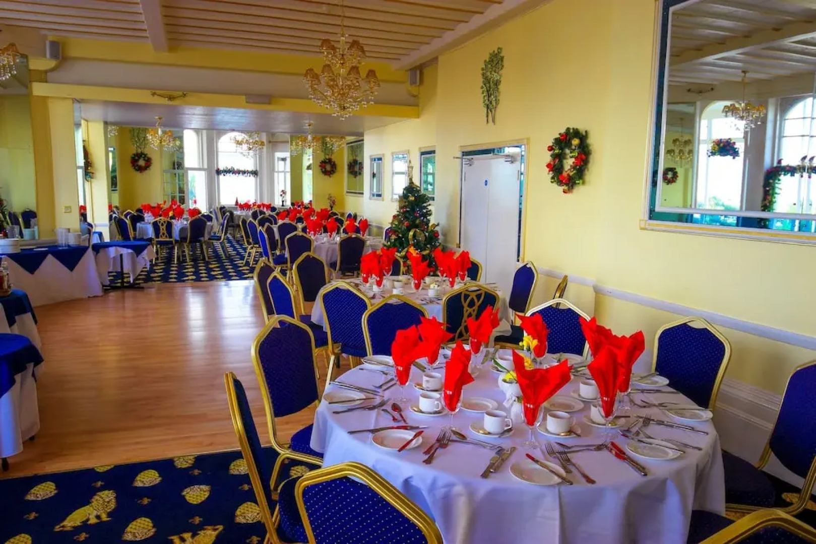 The Mansion Lions Hotel