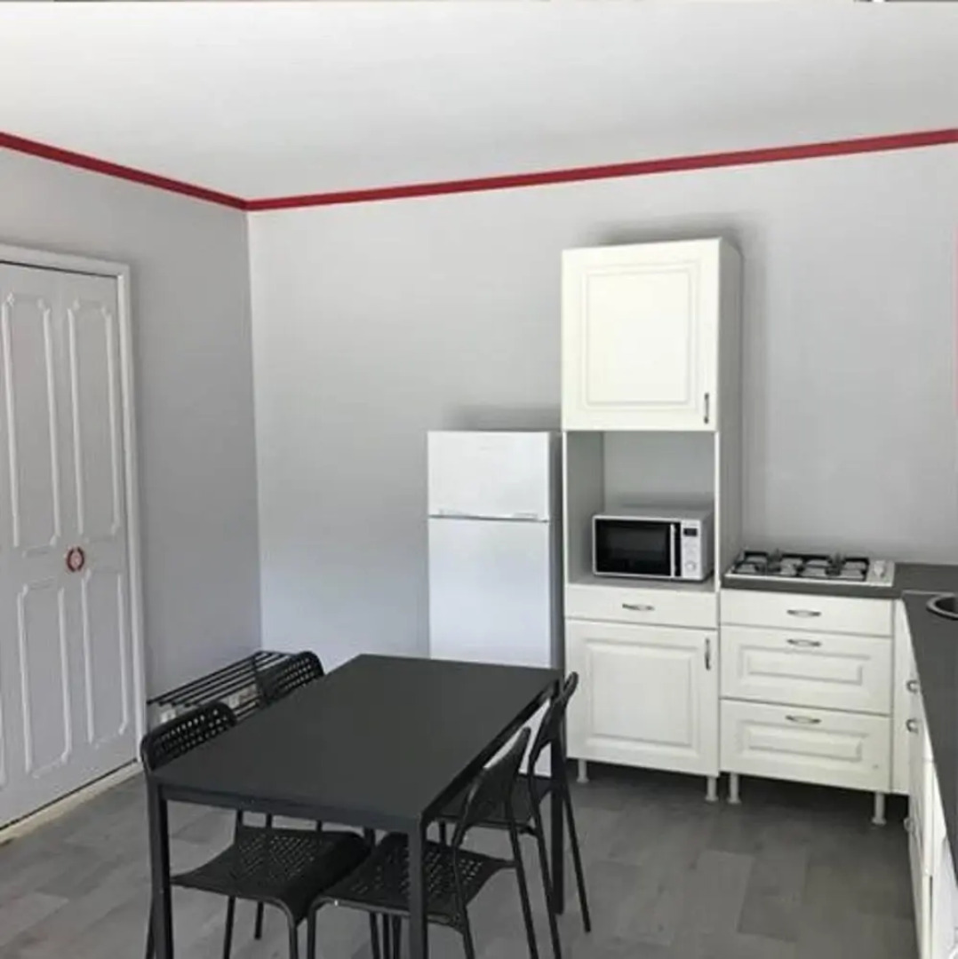 House With one Bedroom in Saint-patrice, With Shared Pool, Enclosed Garden and Wifi