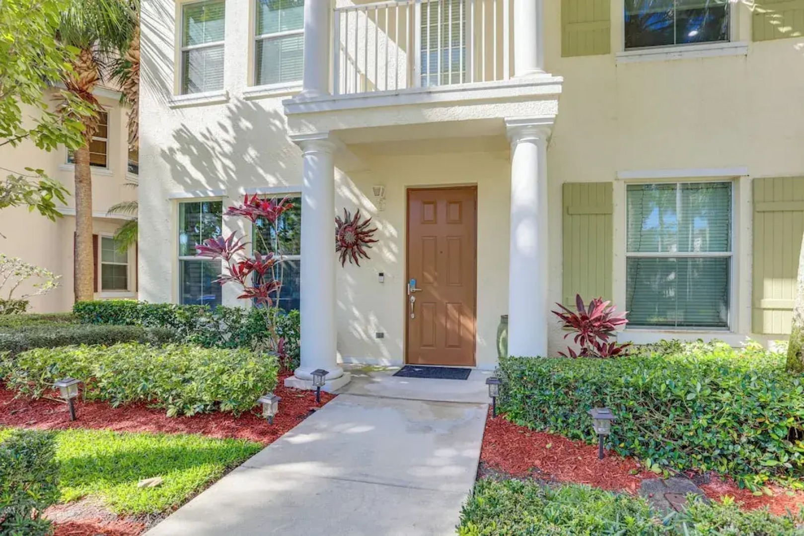 Pet-friendly Studio: 6 Mi to Jupiter Beach Park!