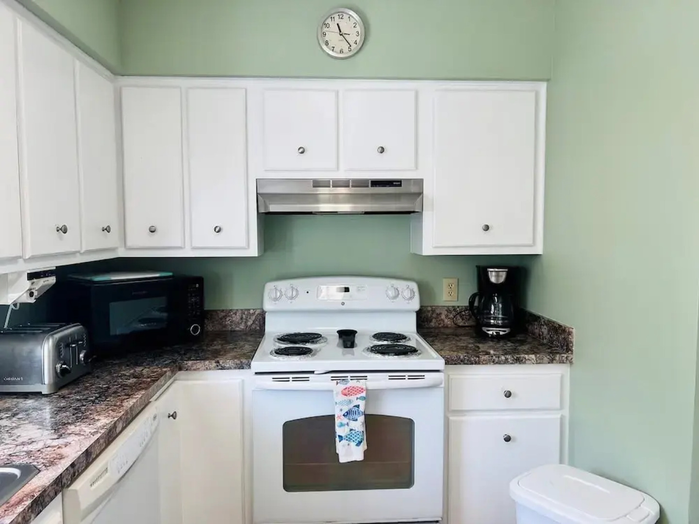 Tradewinds 4 Bedroom Home by RedAwning