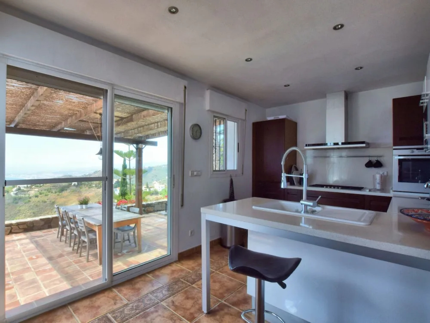 Gorgeous Villa in Sayalonga Costa del Sol with Swimming Pool