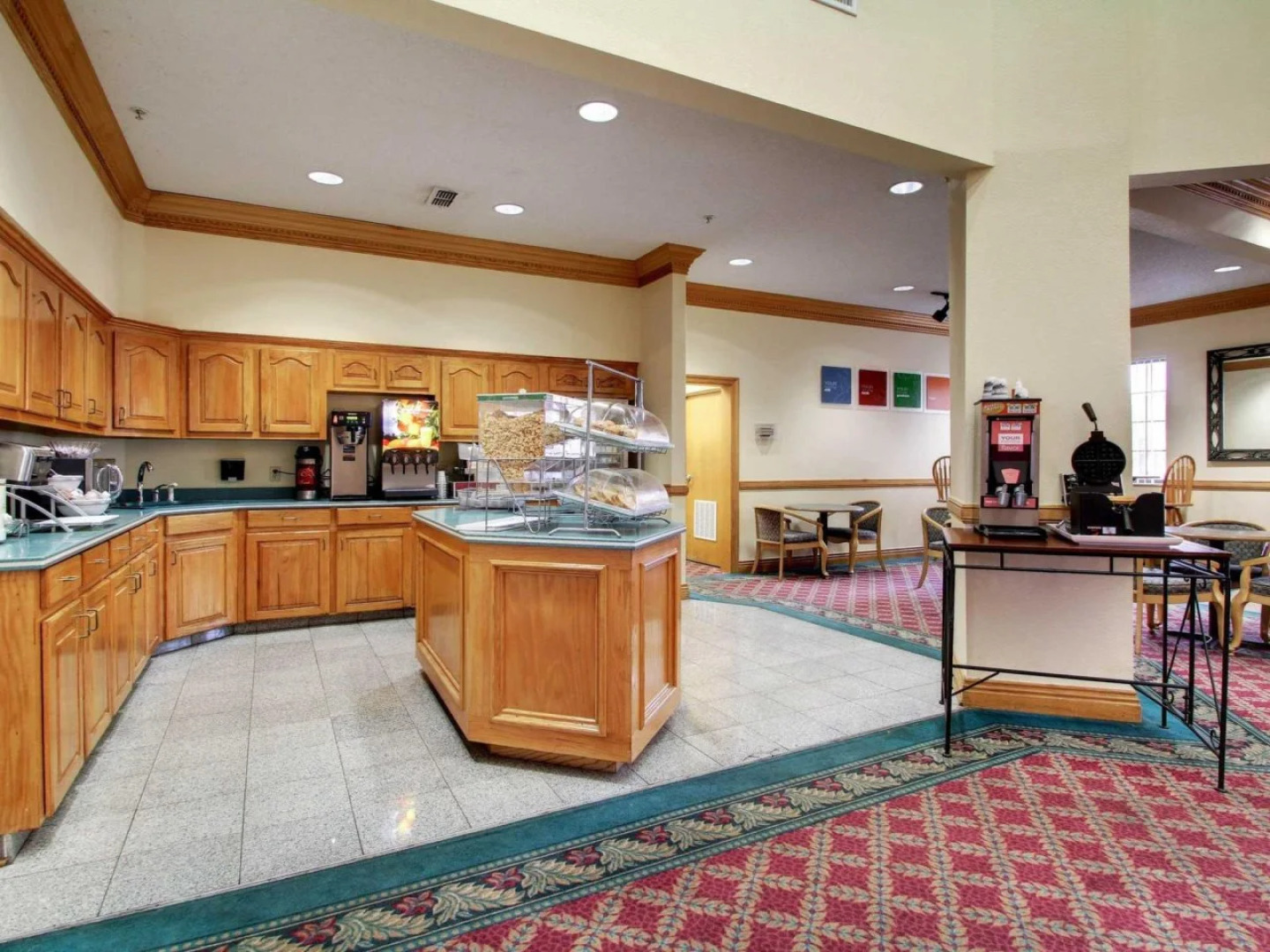 Comfort Suites Hattiesburg near University