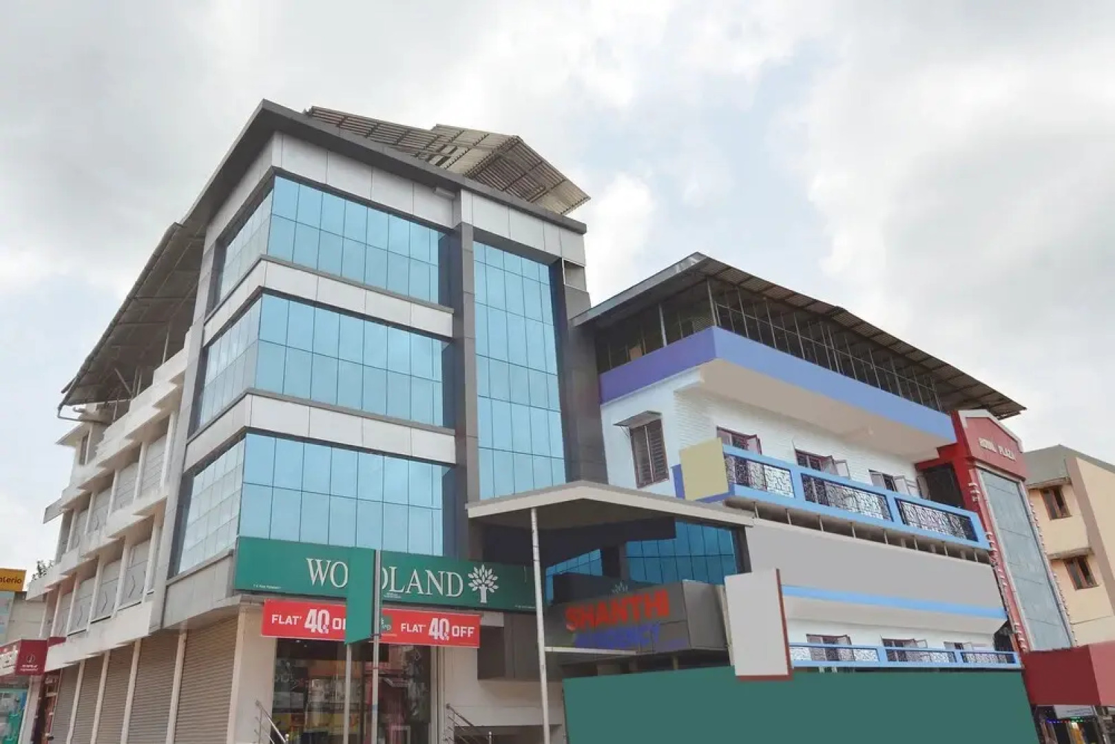 OYO 44093 Shanthi Residency