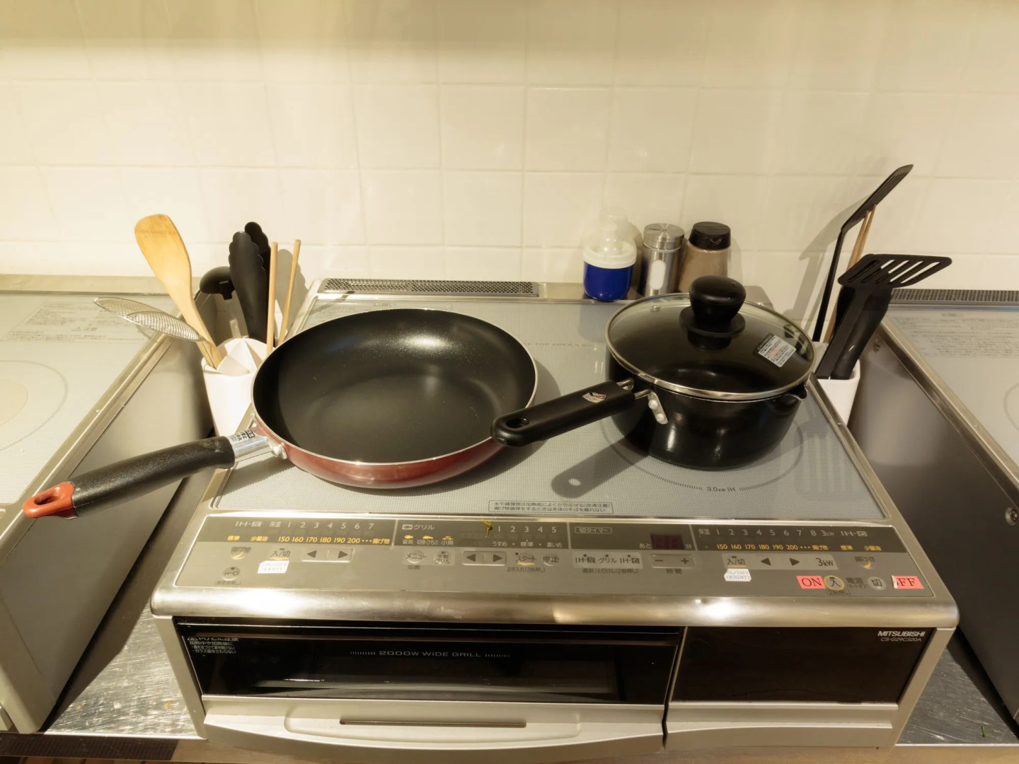 J-Hoppers Osaka Universal - Hostel