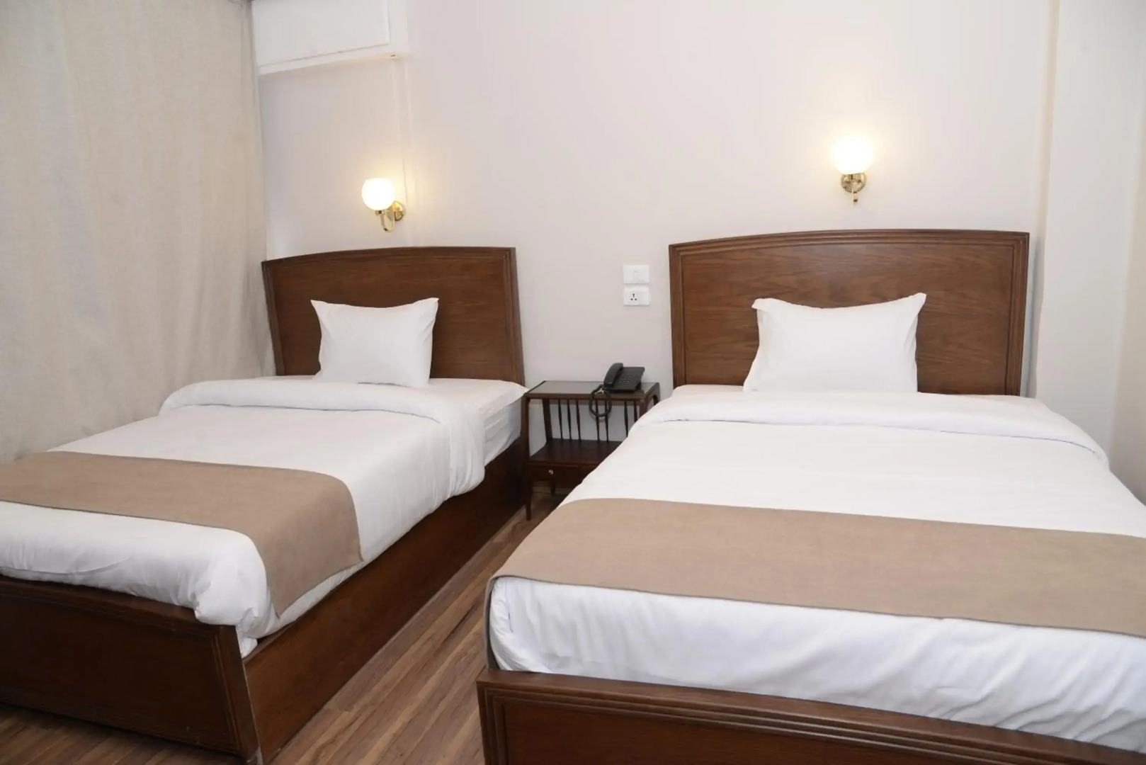 Отель Lotus Hotel