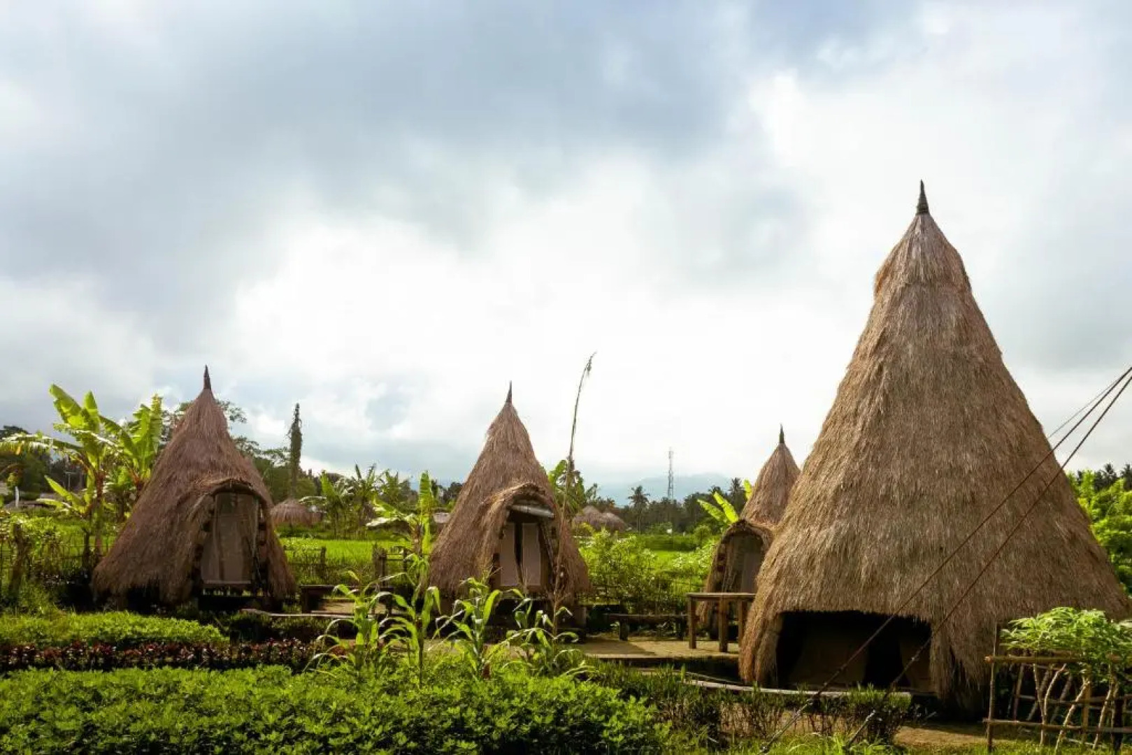 Maha Gangga Valley by ecommerceloka