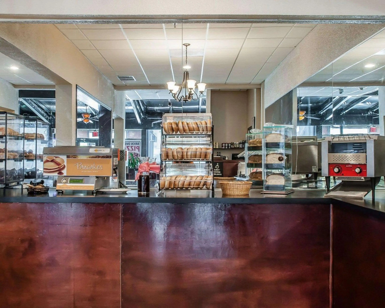 Quality Hotel & Suites At The Falls