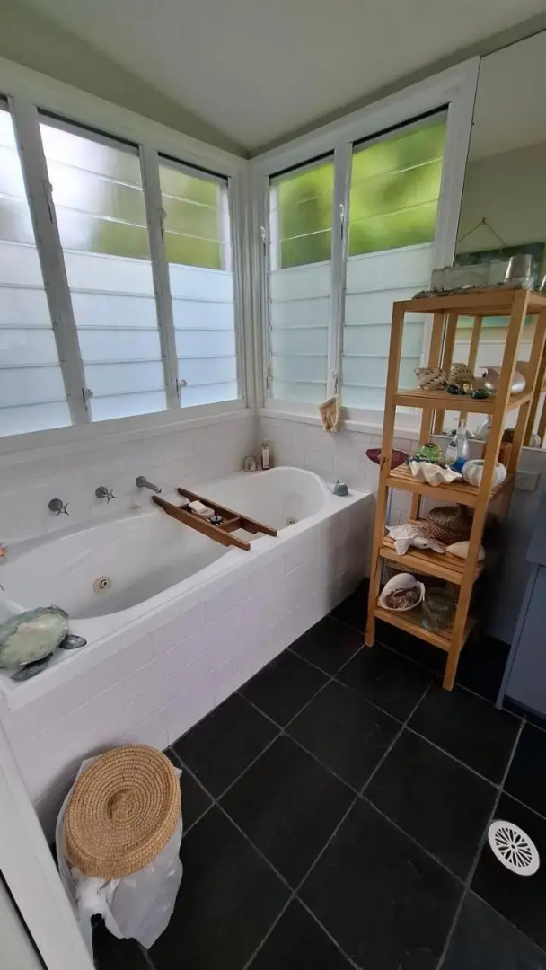 Wyreepi Carribean Chalet