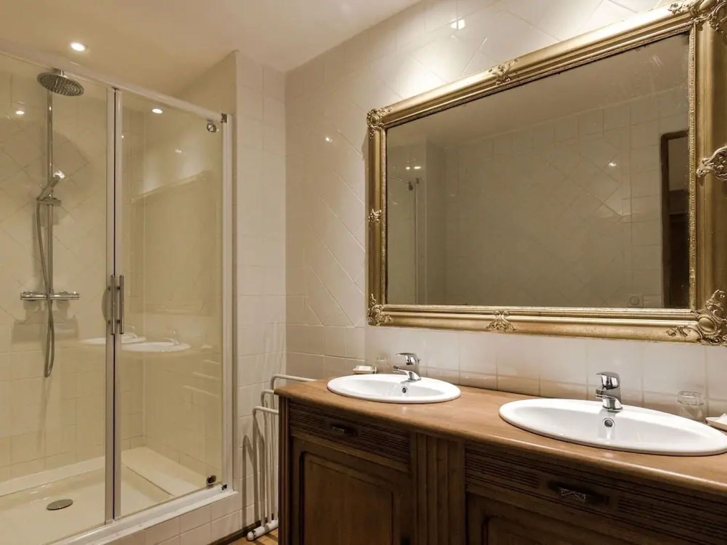 Ritzy Mansion in Sourzac With Tennis Court, Pool & Gym