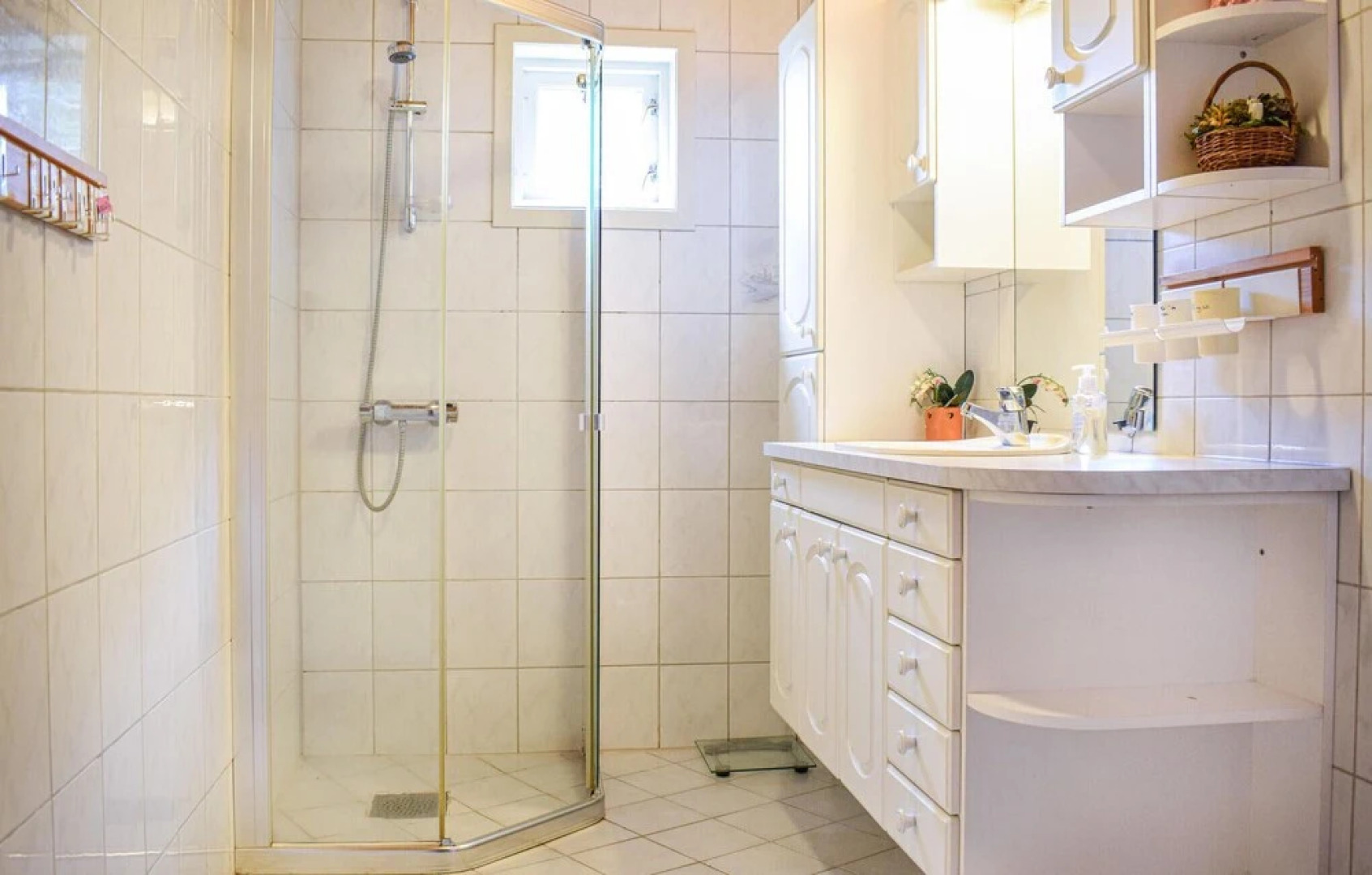 Awesome Home in Lonevåg With 4 Bedrooms and Wifi