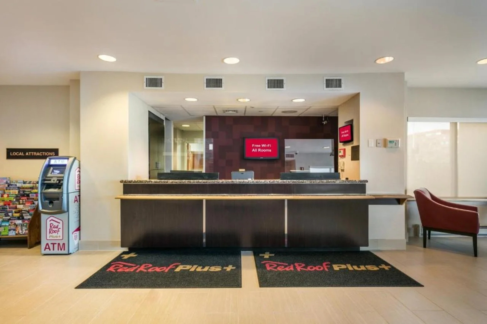 Red Roof Inn PLUS+ Boston - Logan