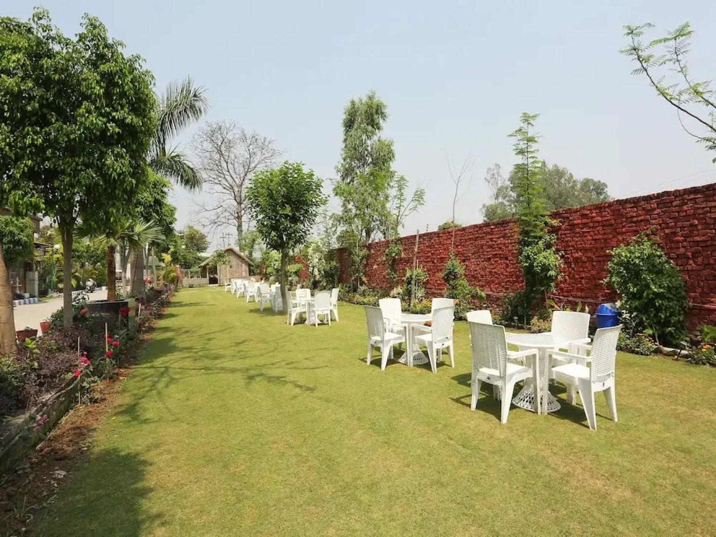 Capital O 24794 Aaryavan Resorts